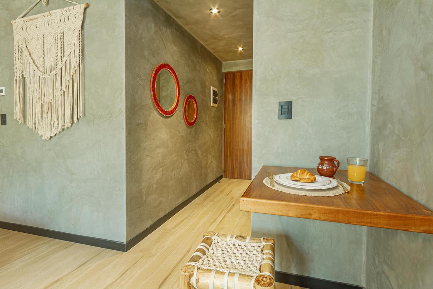 Apartment Stylish With Private Terrace & Rooftop Pool In Downtown