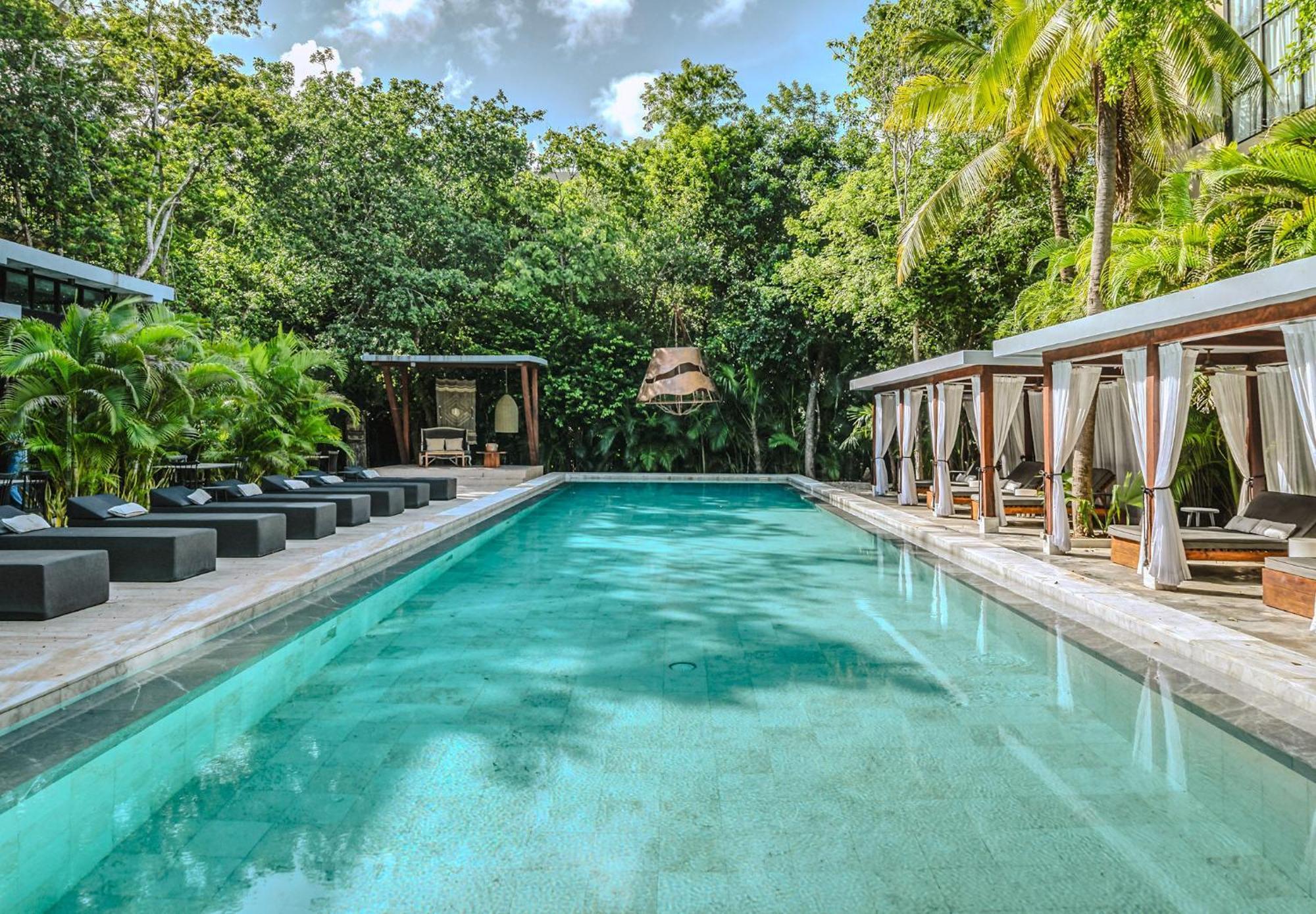 Art Design Loft With Pool, Big Gym, Spa, Hot Tub Apartment *