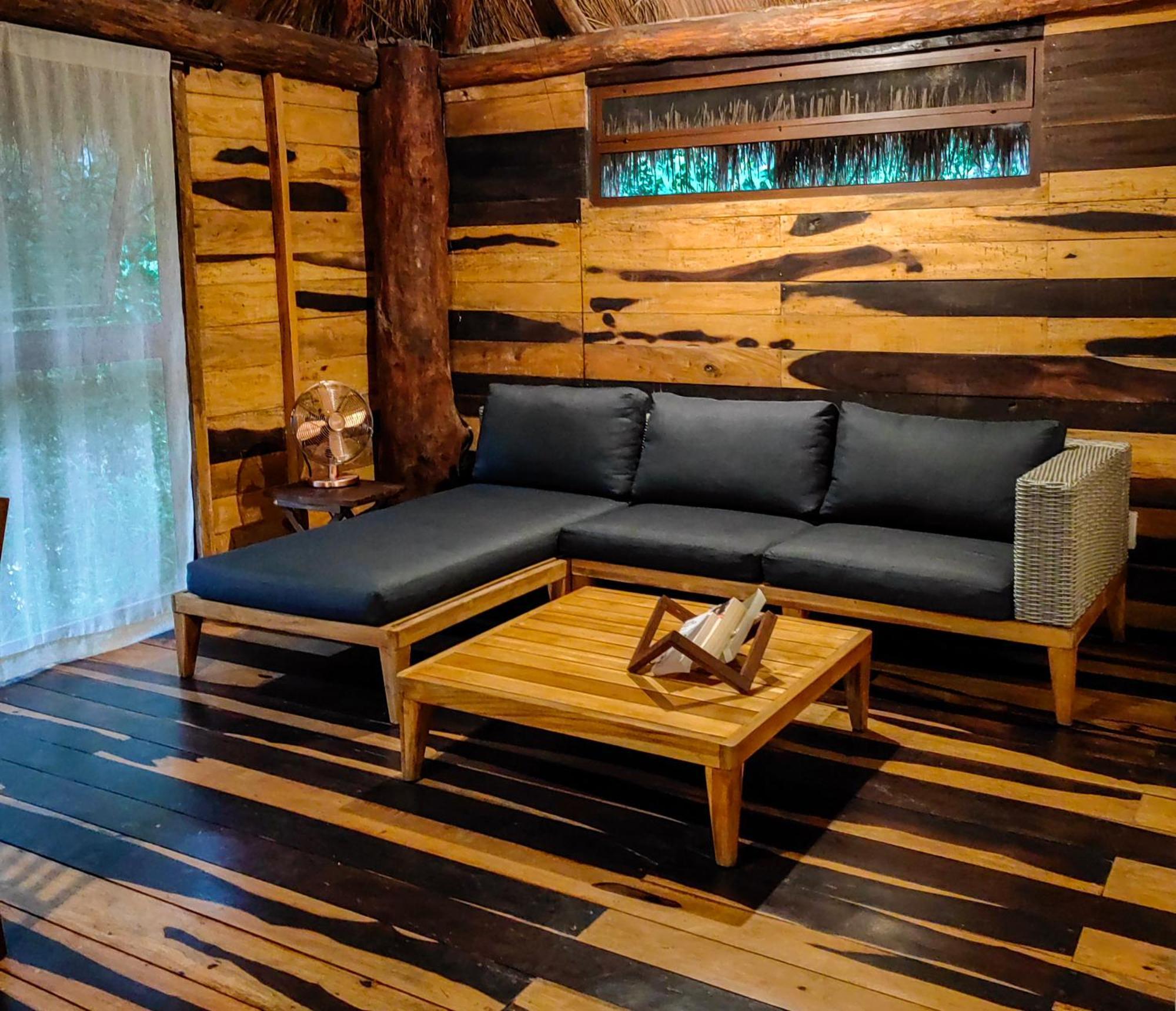 Treehouse H2ojos Campsite 4*