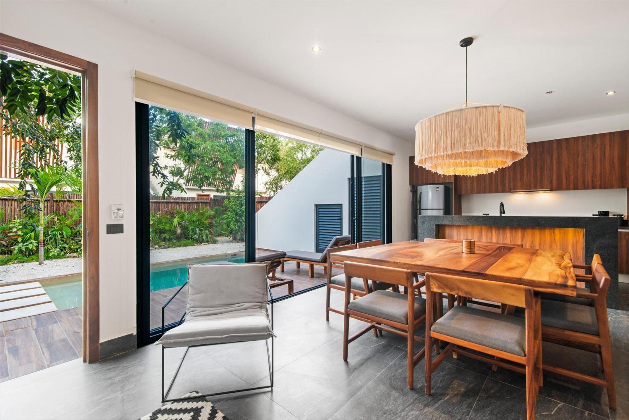 La Veleta Getaway At Asana Leaf House Sleeps 12 Holiday home