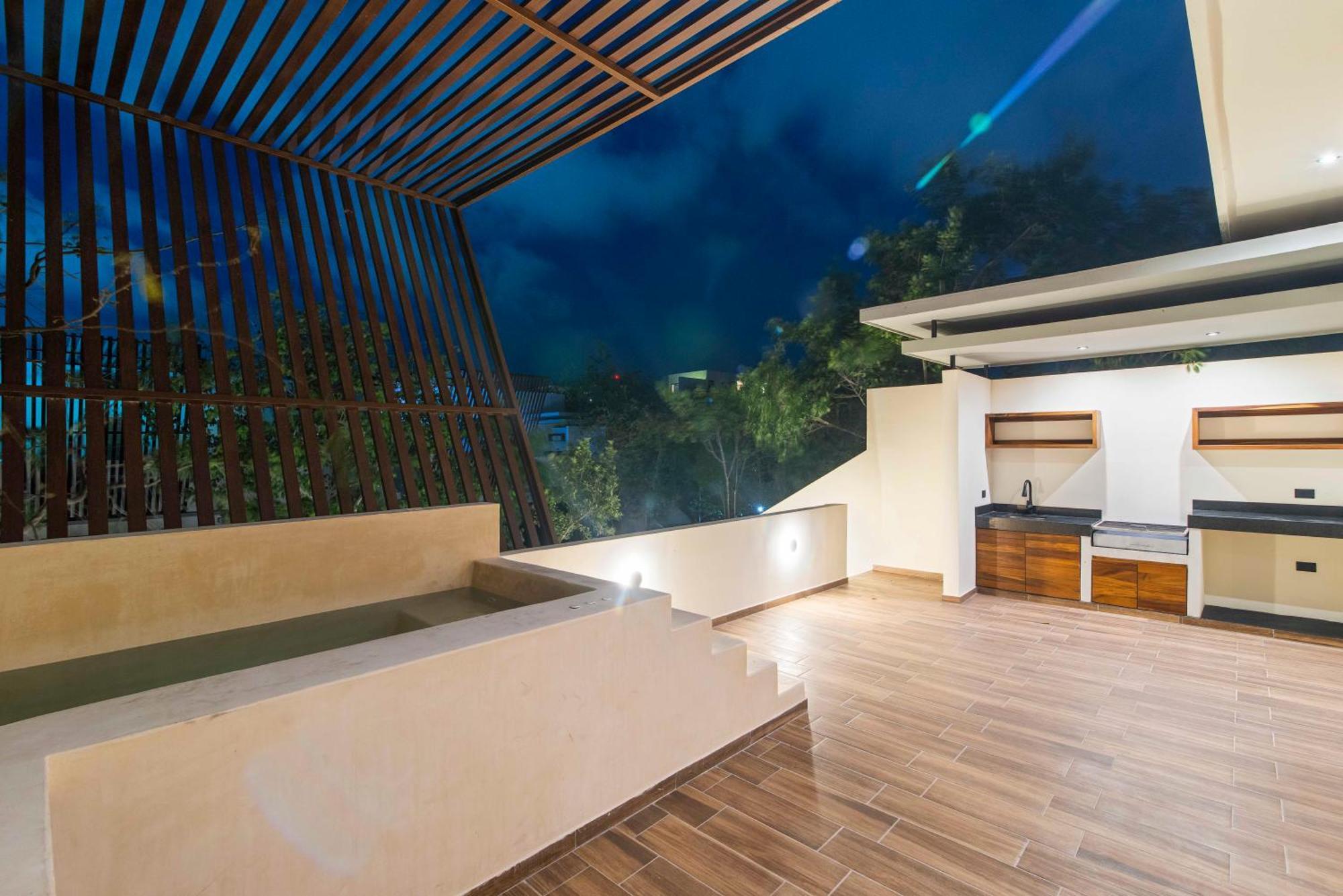 La Veleta Getaway At Asana Leaf House Sleeps 12 Holiday home *