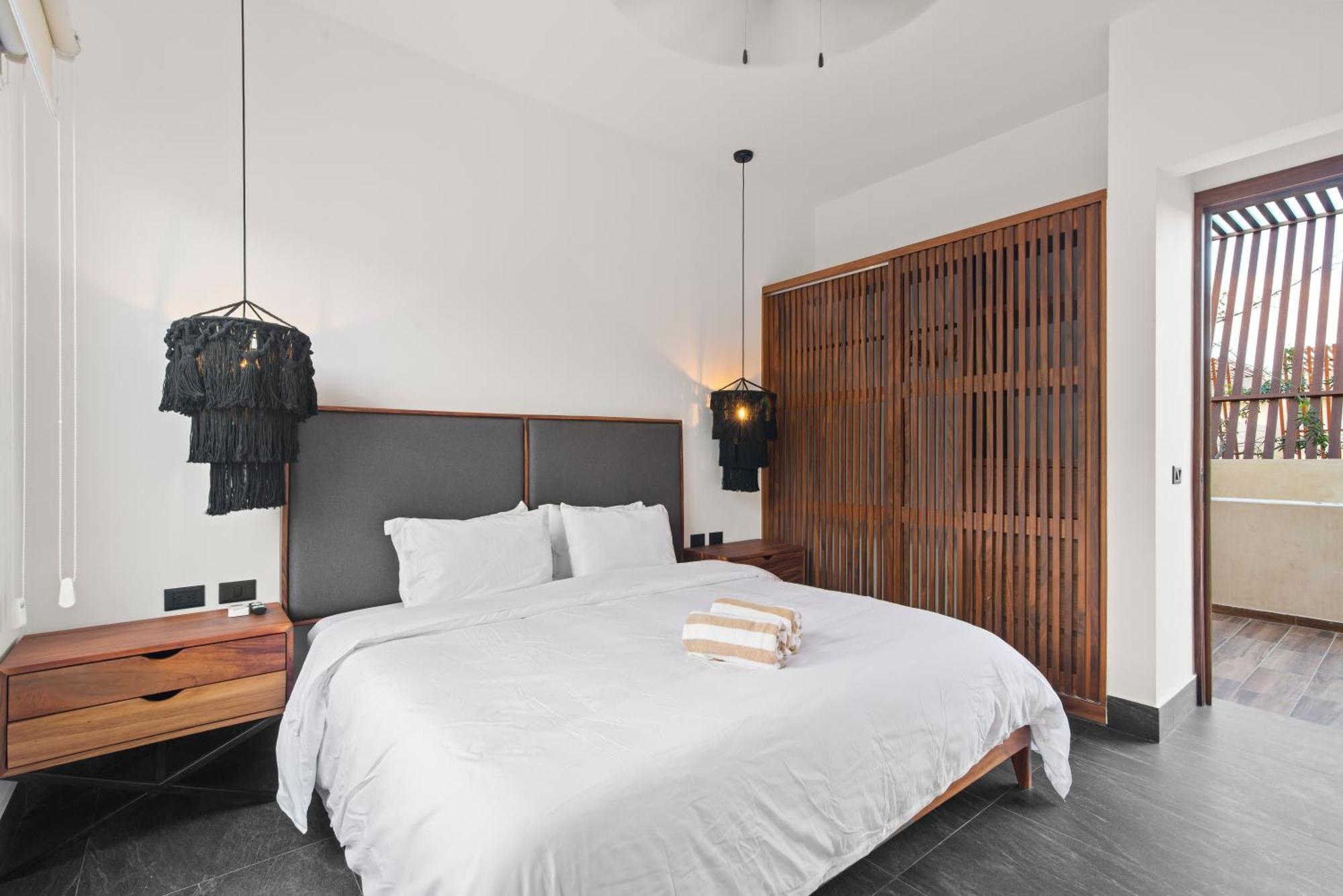 La Veleta Getaway At Asana Leaf House Sleeps 12 * Tulum