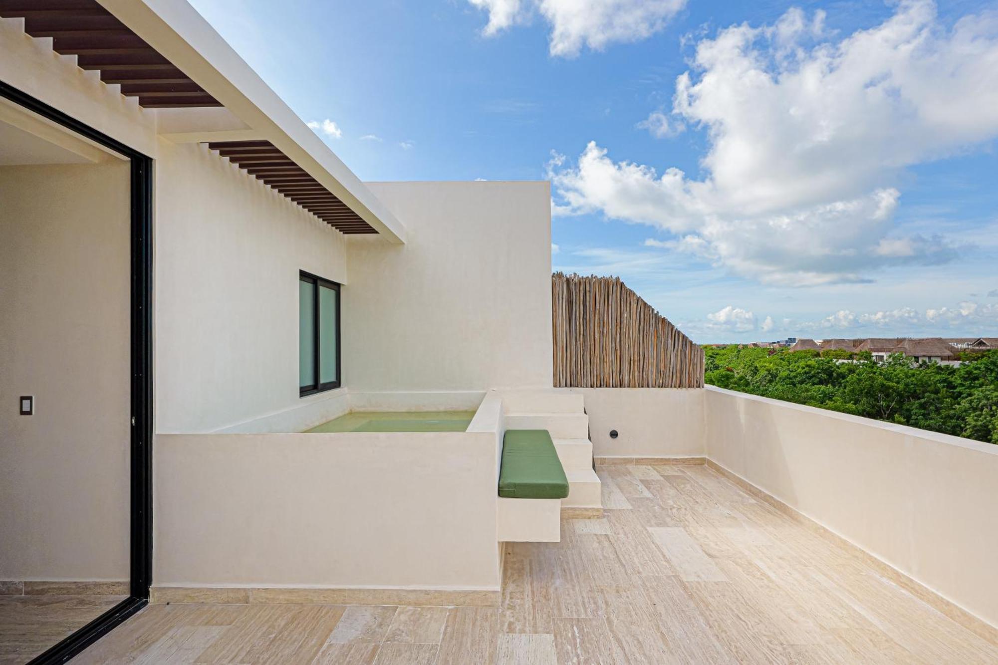 Maria 415 Ph * Tulum