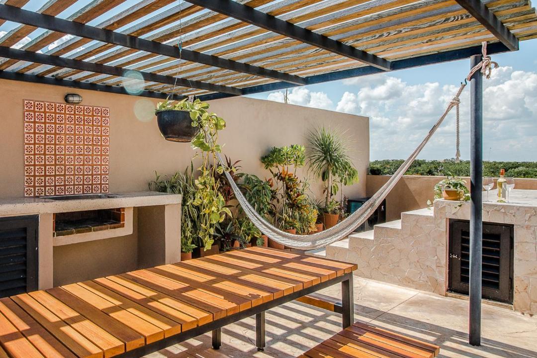 Toma Un Bano En La Piscina Privada De Encantador Departamento En Apartment *