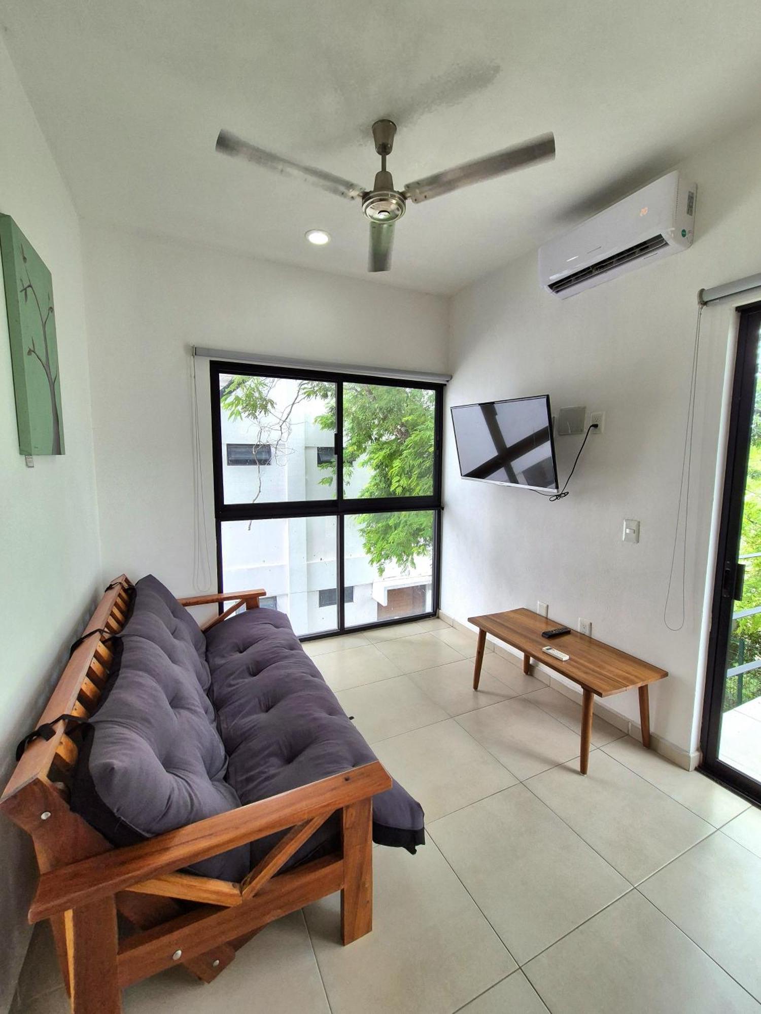 Aparthotel Mi 3*