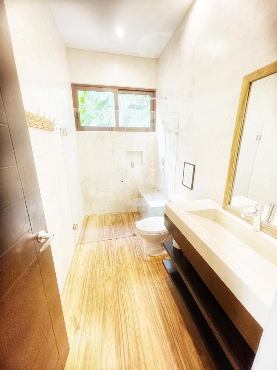 Luxury House Tomanoa - 10pers - 4rooms - Pool - Hotjacuzzi - Speed Wifi -waterfall Villa Tulum