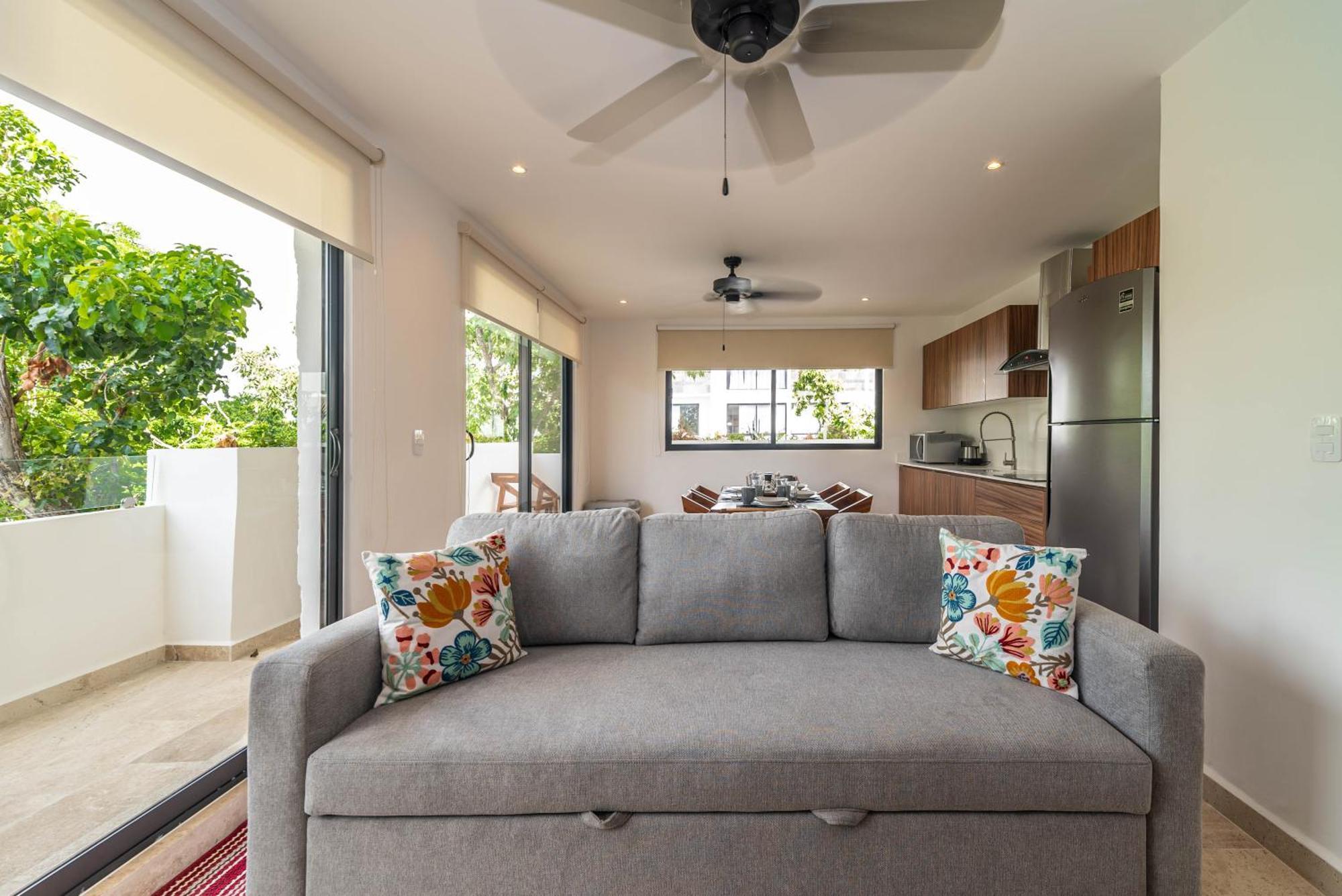 2 Bd With Balcony Gym Rooftop Pool * Tulum