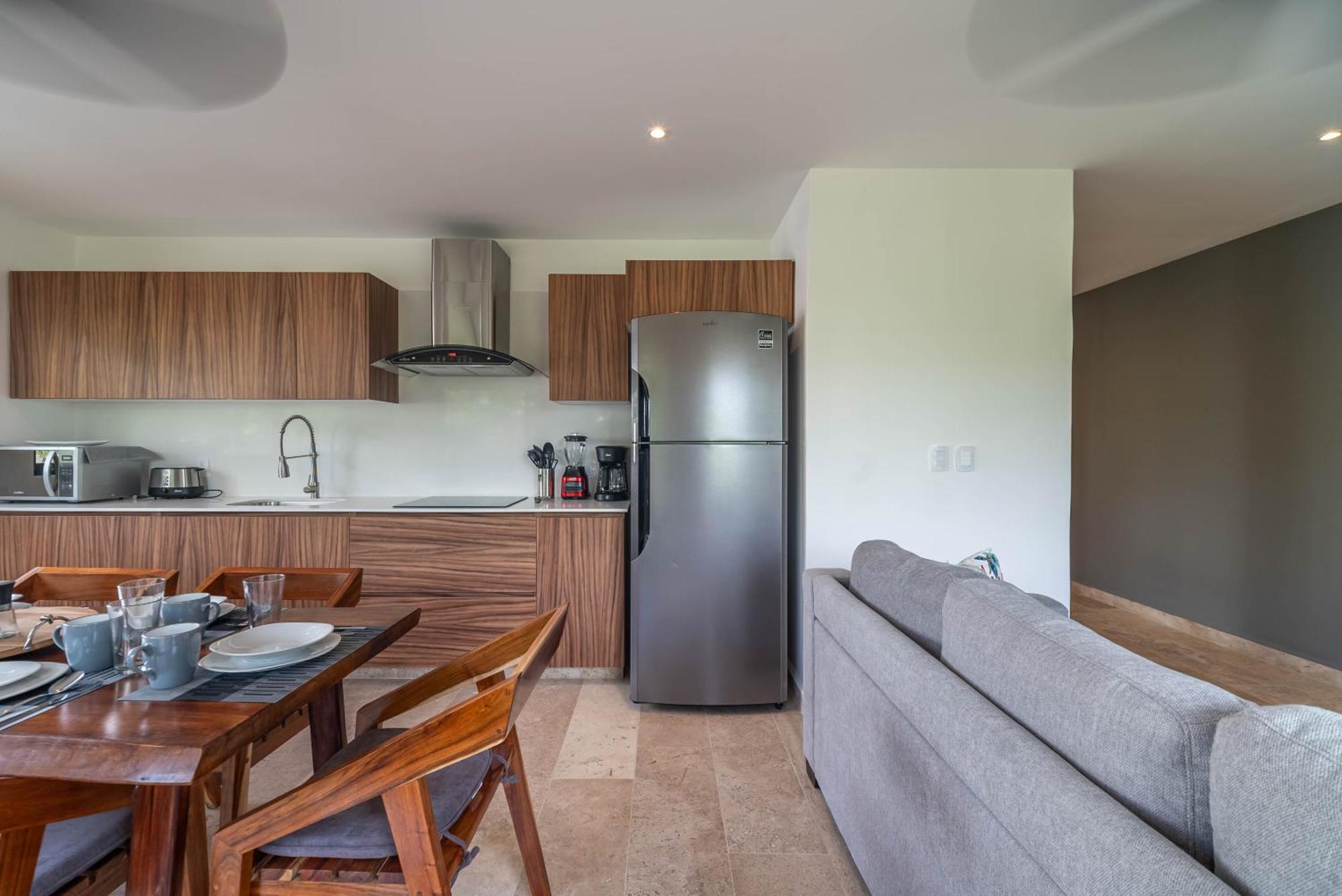 2 Bd With Balcony Gym Rooftop Pool Holiday home