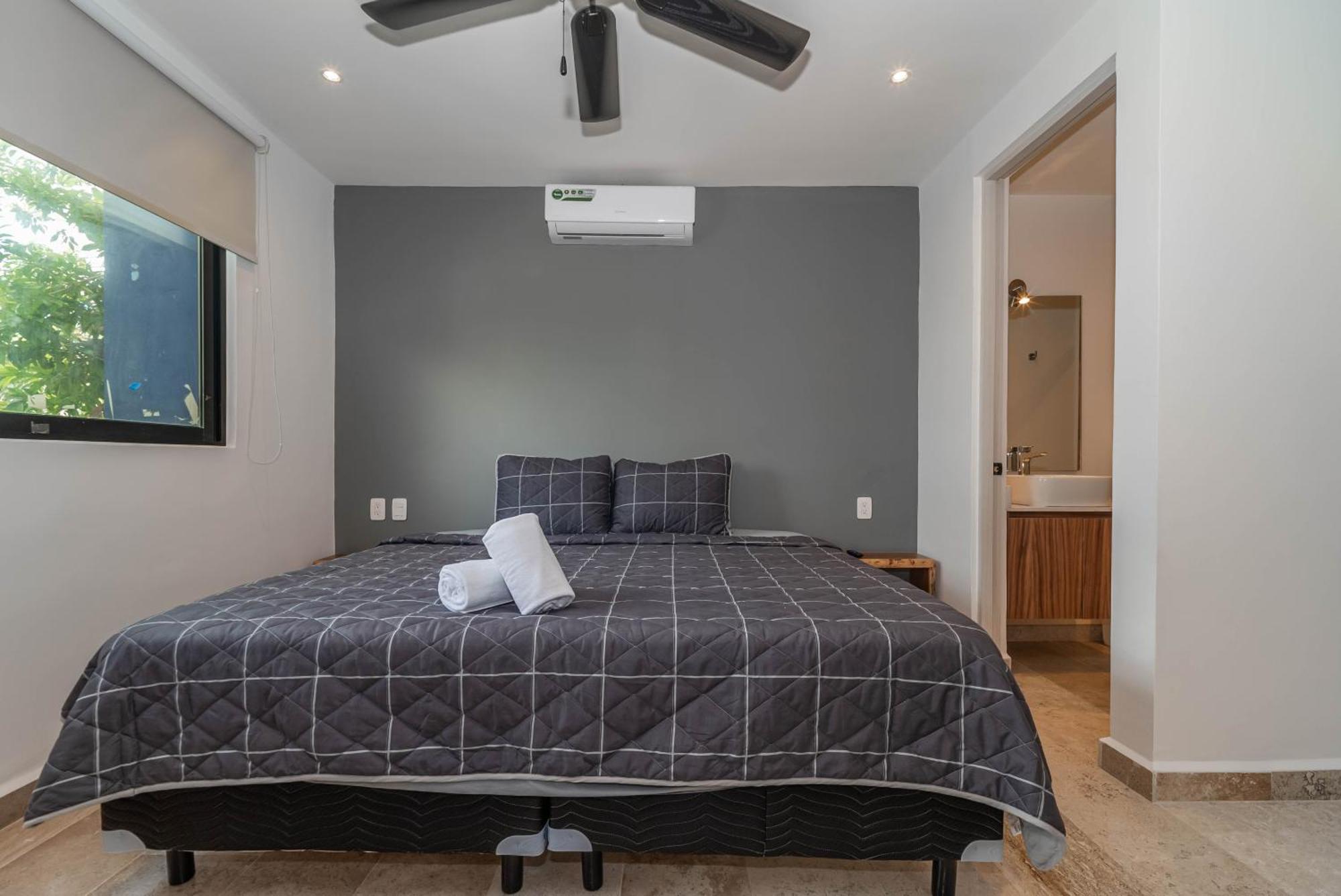 2 Bd With Balcony Gym Rooftop Pool Tulum