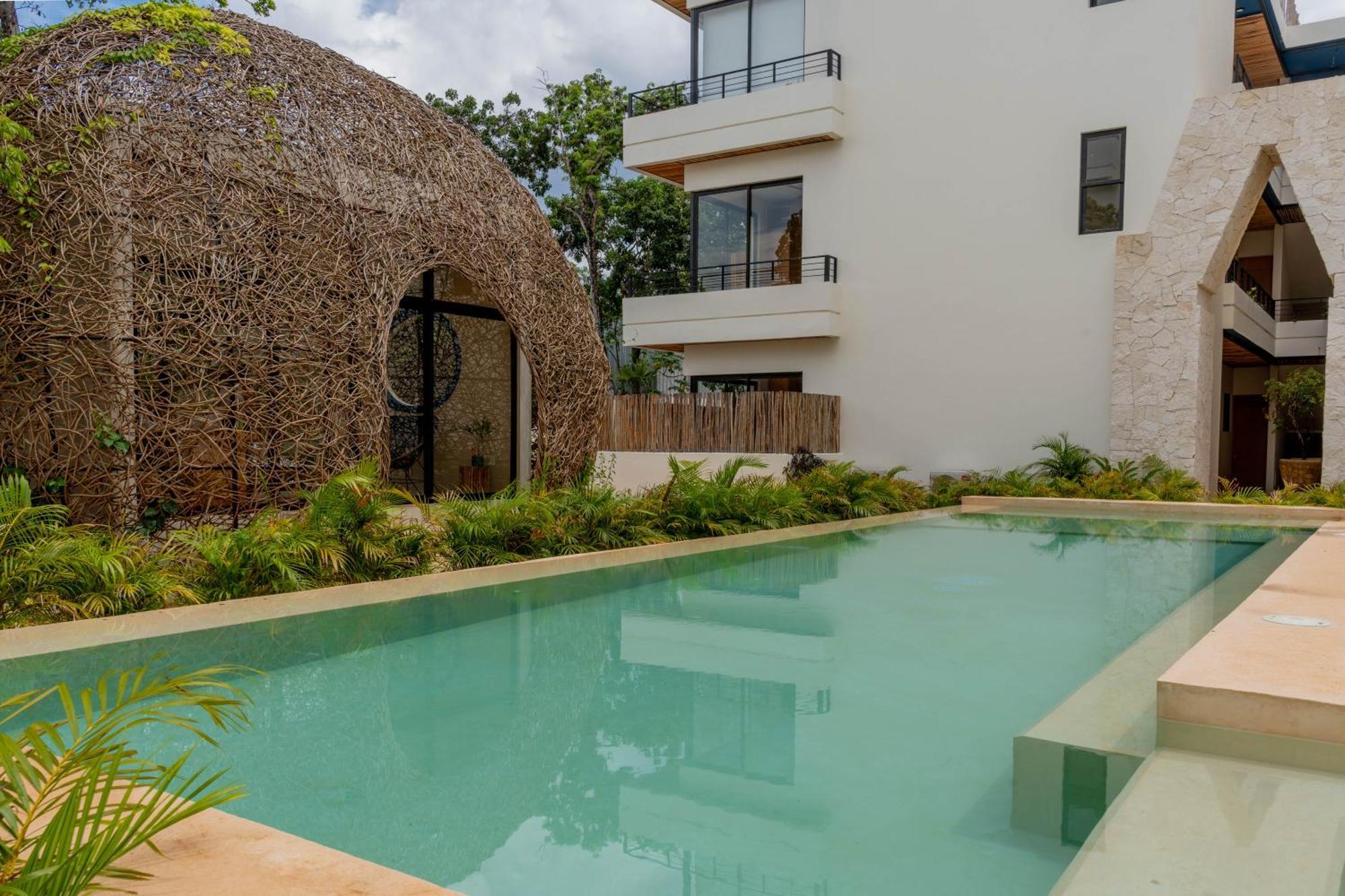 New Luxury With Plunge Pool