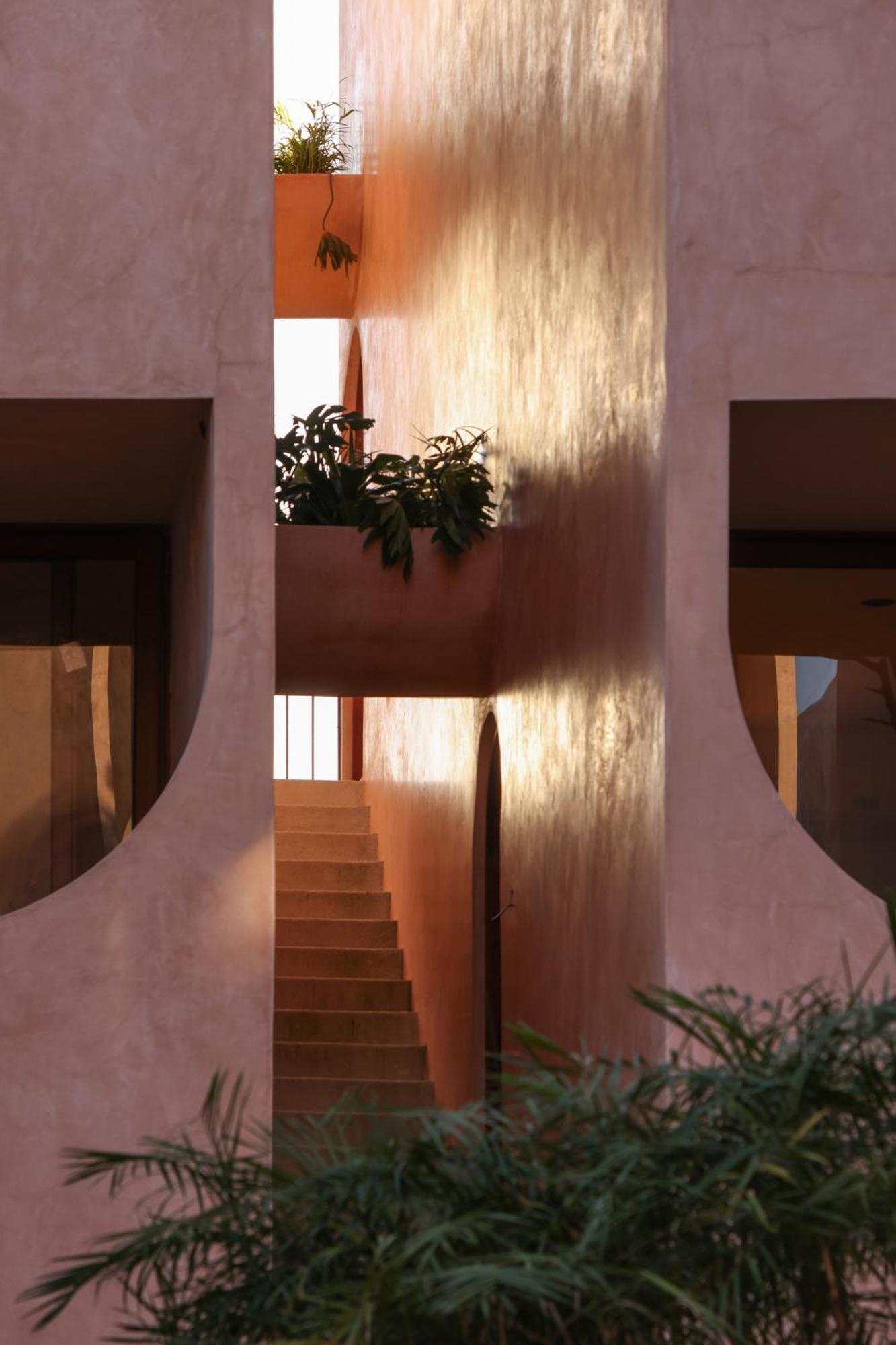 Babel Apartahotel
