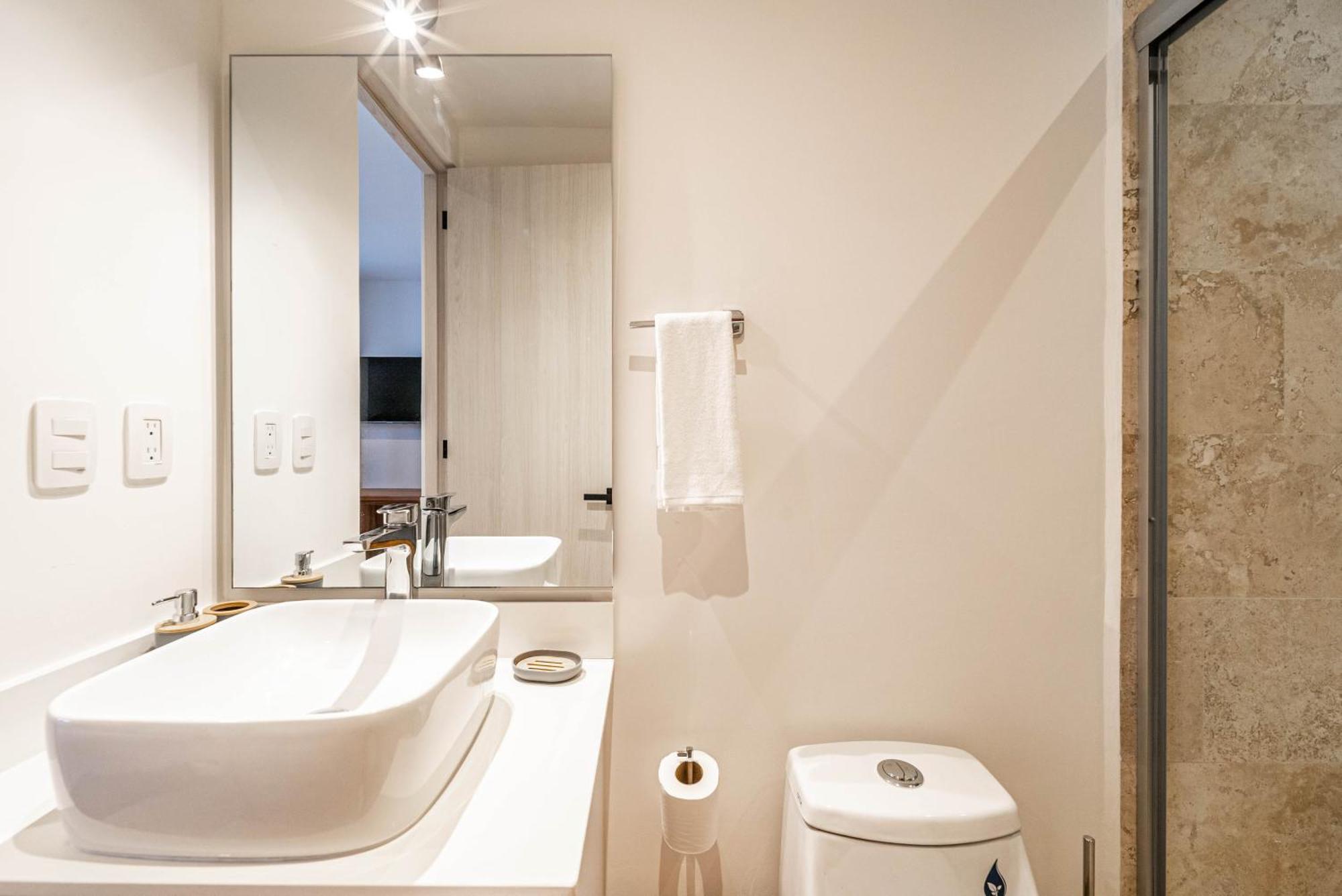 Holiday home Lux 2 Bd With Balcony, Rooftop Pool In Aldea Zama *