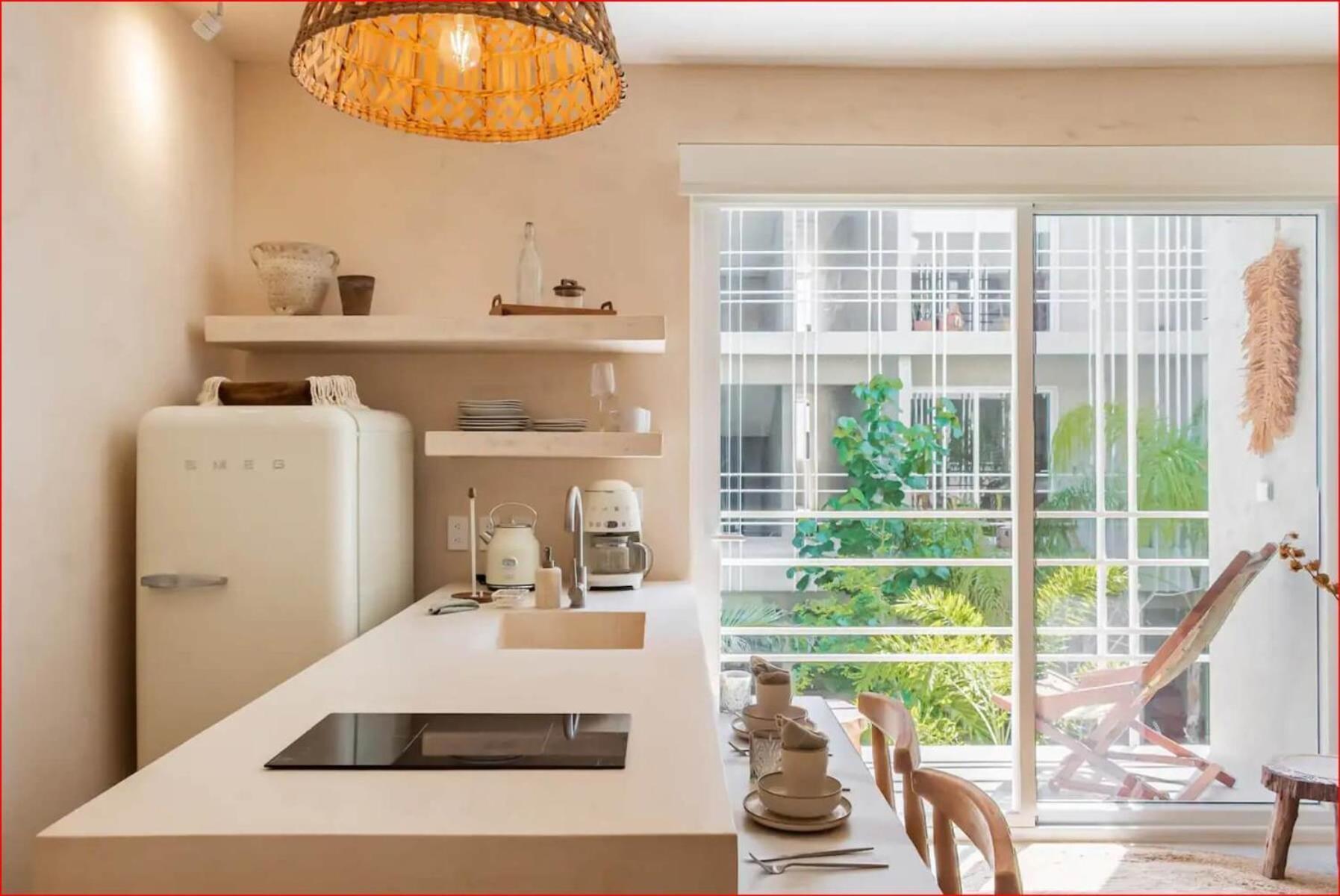 Apartment Jungle Chic - Luxury Stylish Loft W Private Hot Tub And Infinity Pool