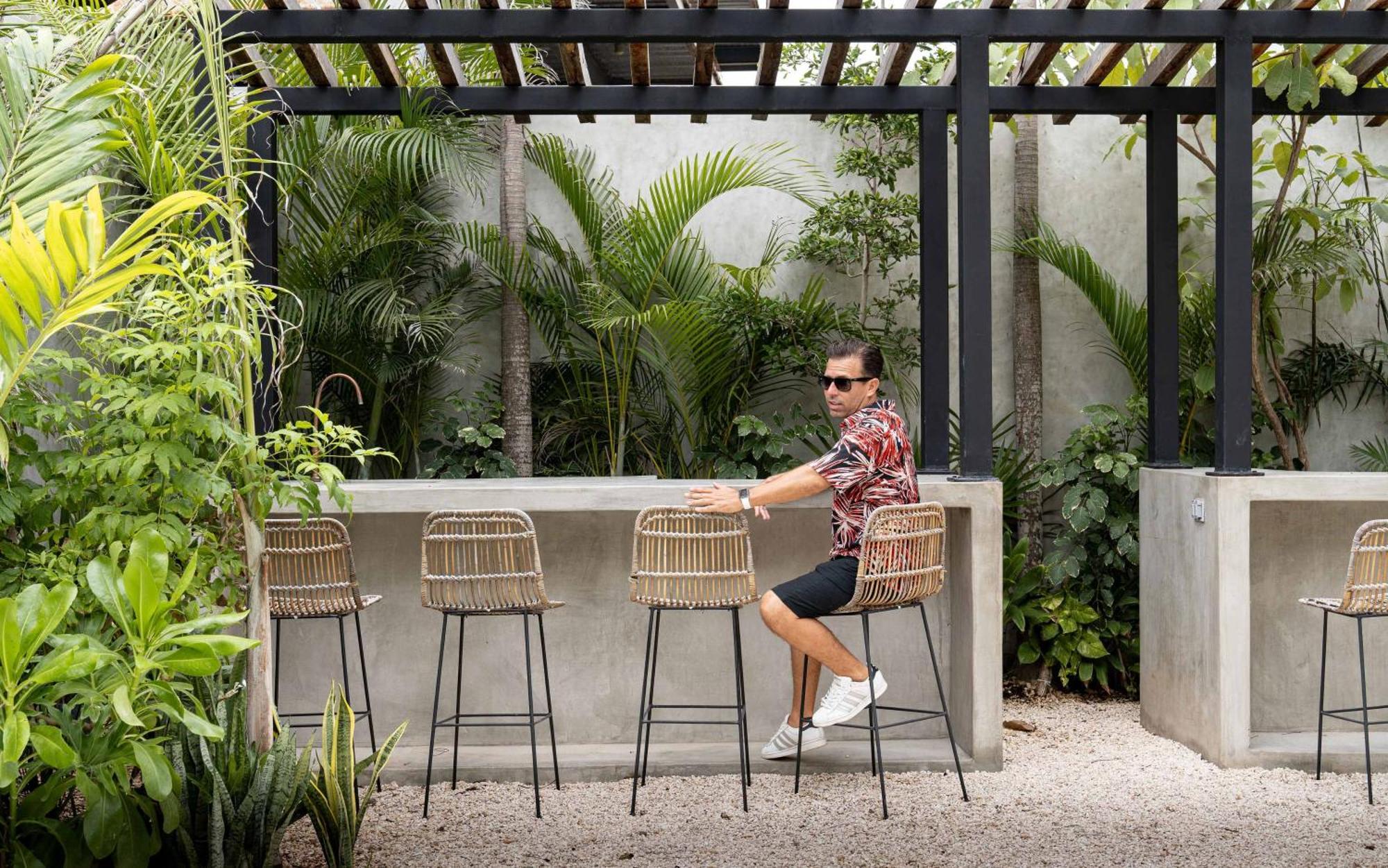 Jungle Chic - Luxury Stylish Loft W Private Hot Tub And Infinity Pool Apartment *