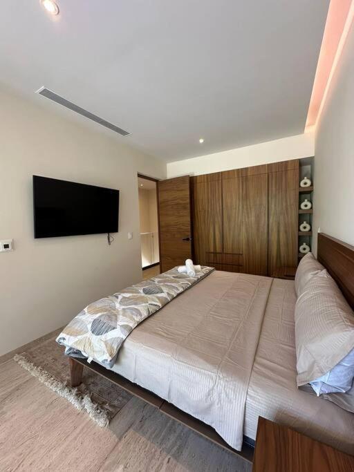 Apartment Luxury 2 Bdr - La Veleta *