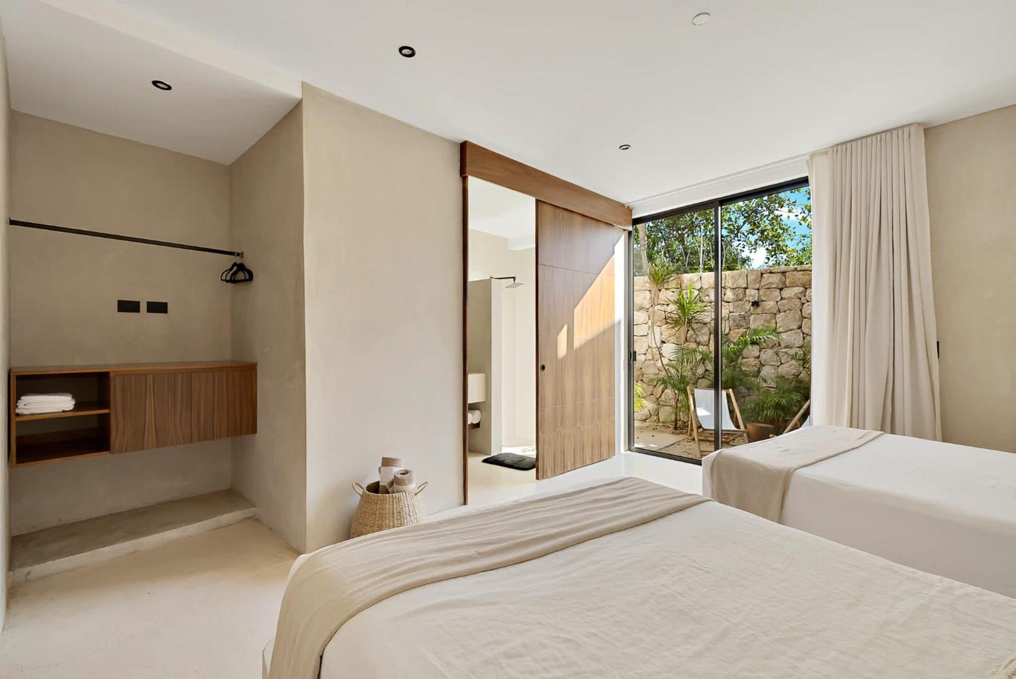 Majestic Jungle With 2 Pools & Rooftop Bbq *