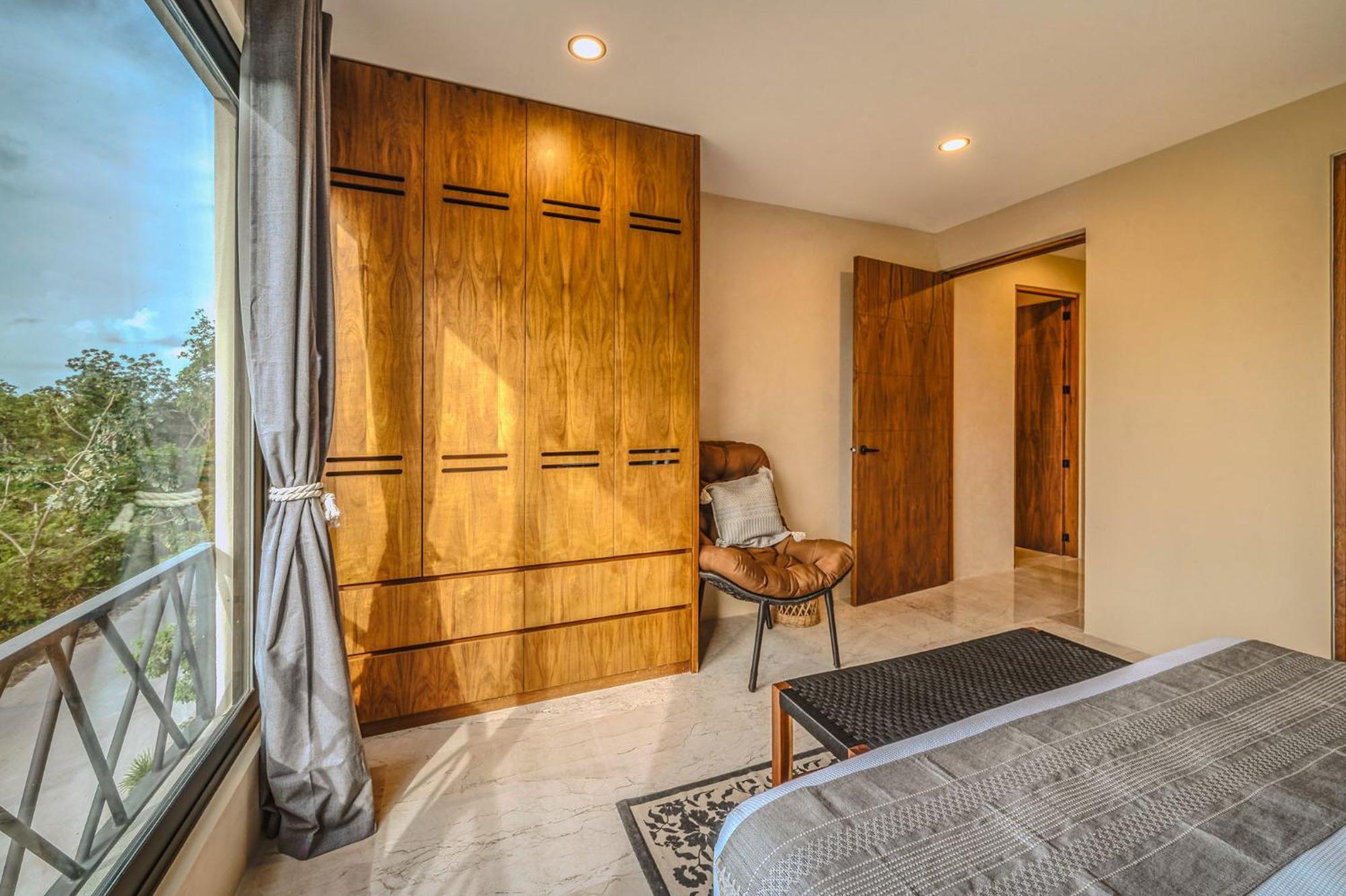 Deluxe 6br Double Penthouse With 2 Private Roof Pools Apartment *