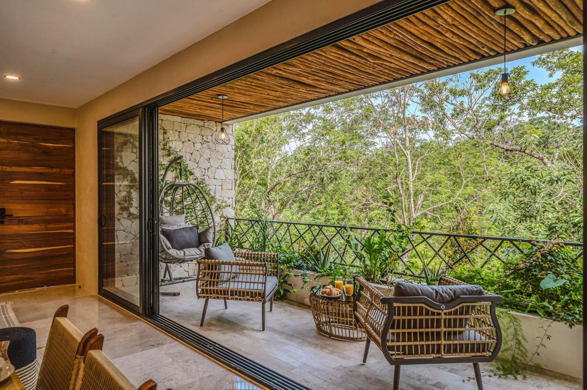 Deluxe 6br Double Penthouse With 2 Private Roof Pools Apartment *