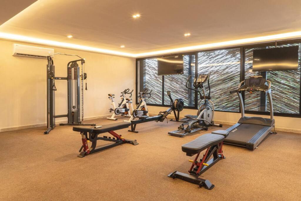 Stylish Retreat For 6, Near Everything