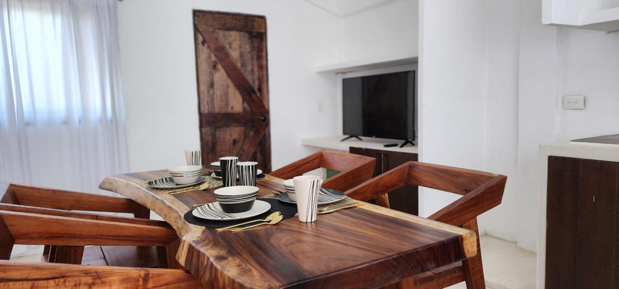 Kin House Downtown Apartment