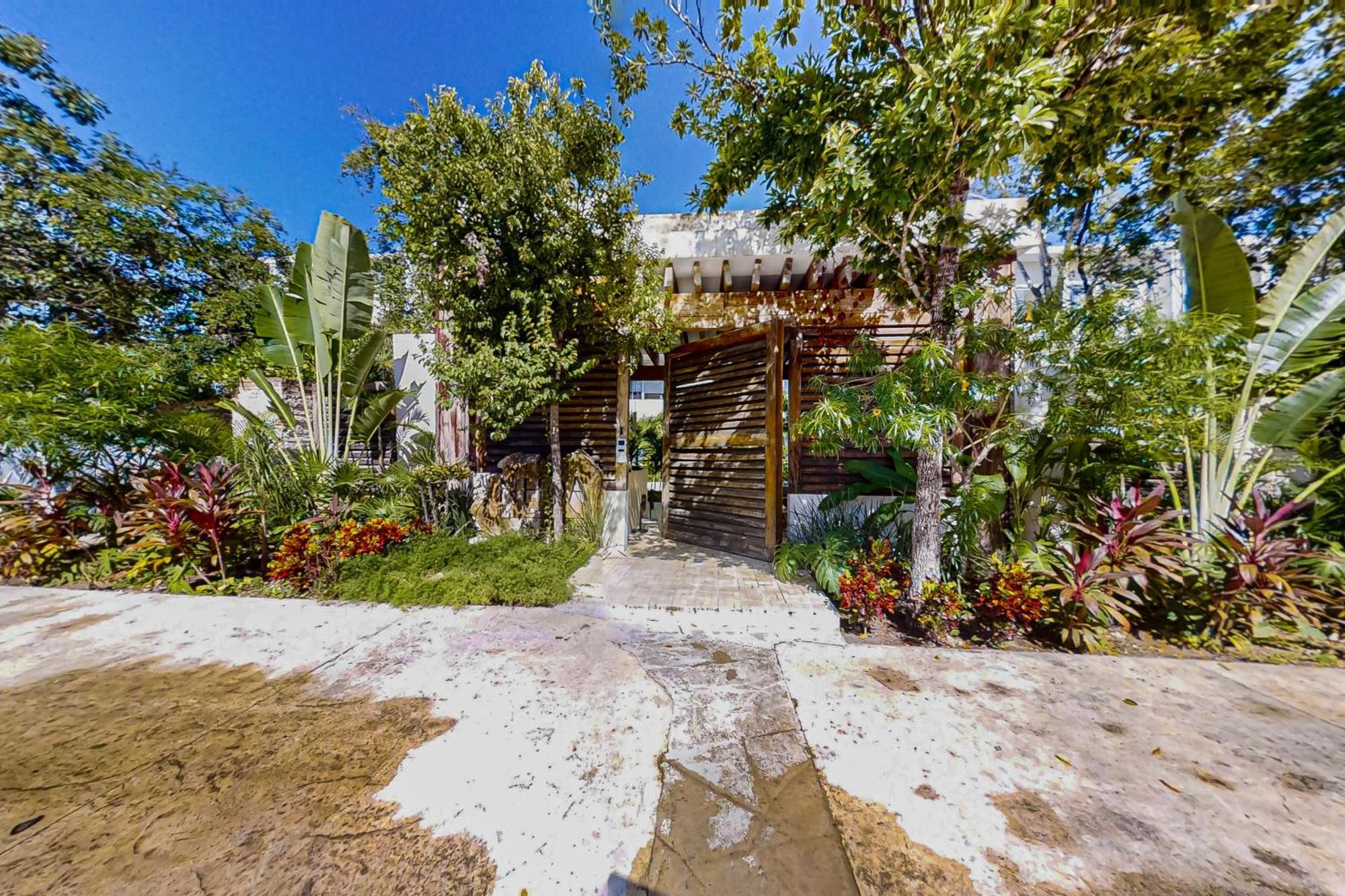 Caribbean Breeze Retreat At Nhoa Apartment