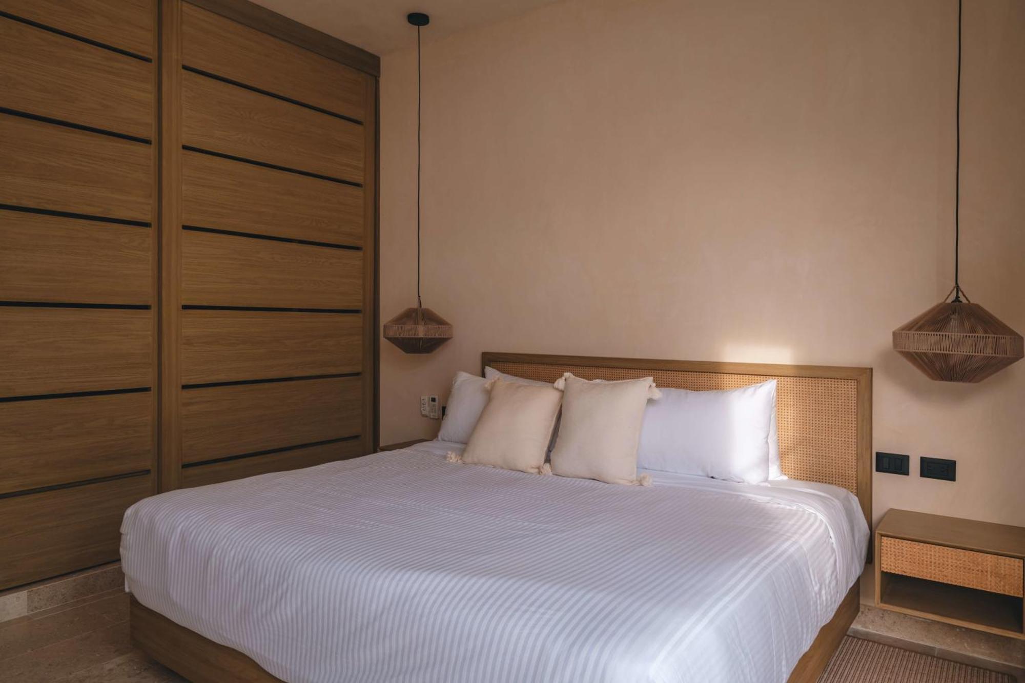 Luxury 4br Aldea Zama Dream Pool & Bright *