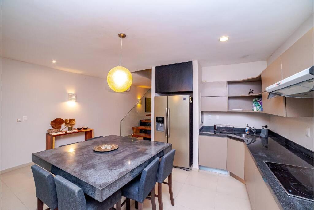 Luxury House With Rooftop And Jacuzzi Holiday home Tulum