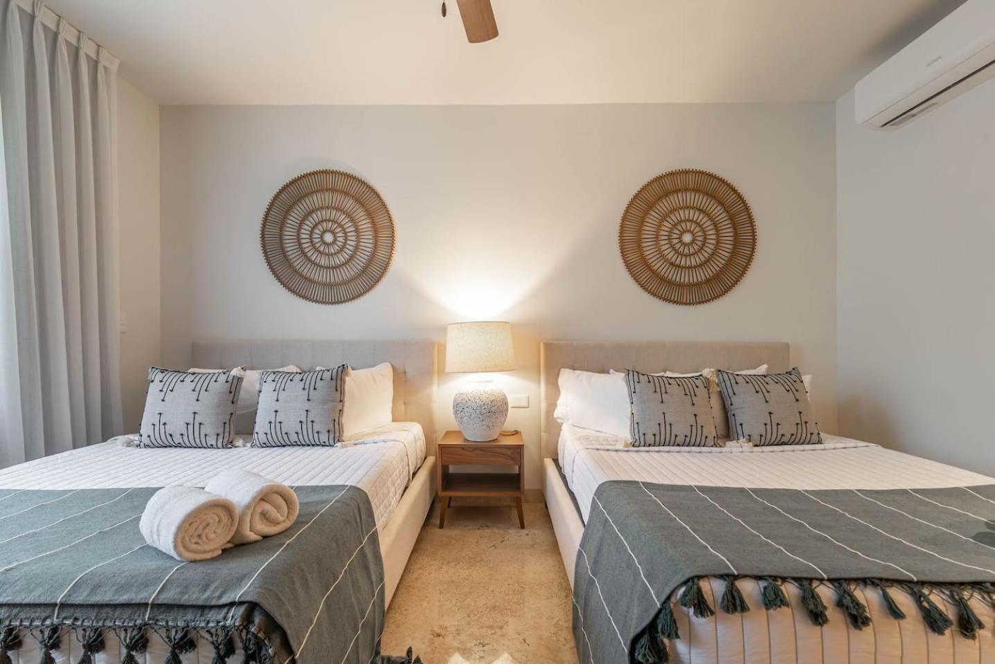Lux 2br With Jungle Views, Pool, Gym At Nhoa *