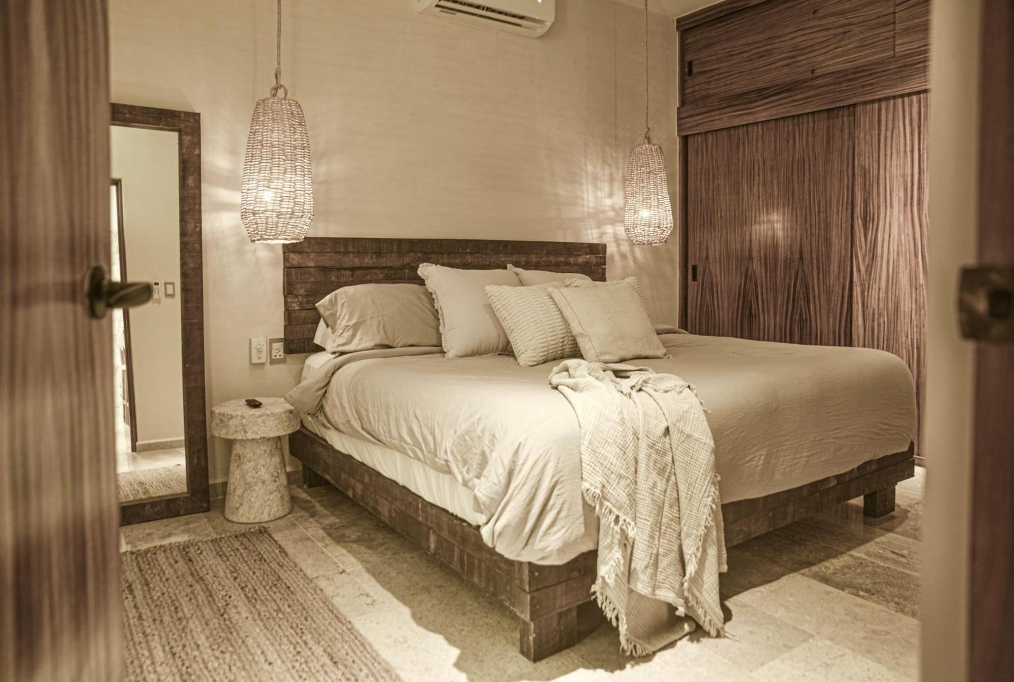 Luxury Penthouse-private Rooftop Pool-walkable Apartamento
