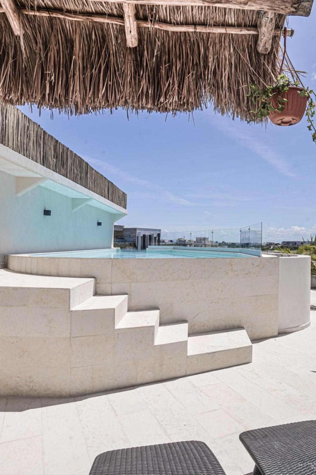 Luxury Penthouse-private Rooftop Pool-walkable * Tulum