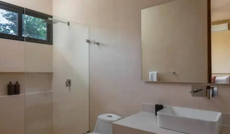 Elegant 4-bedroom With Dedicated Concierge *