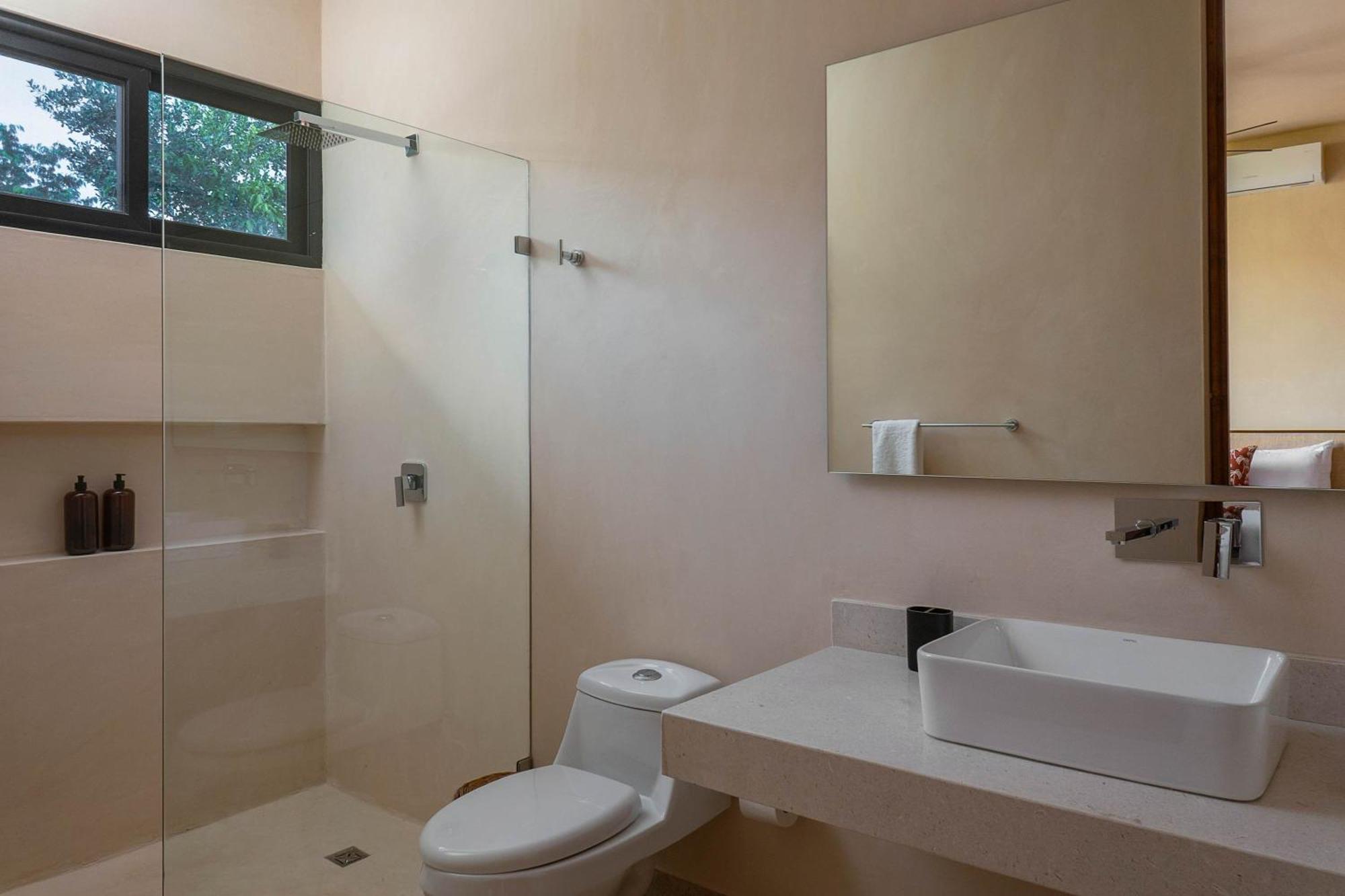 Holiday home Elegant 4-bedroom With Dedicated Concierge