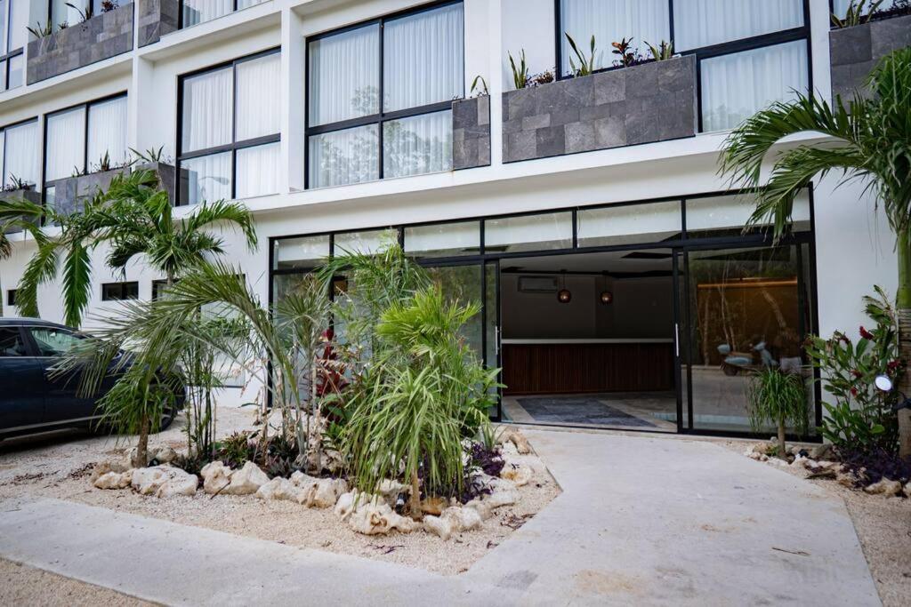 Level With Minifridge Microwave And Splash Pool * Tulum