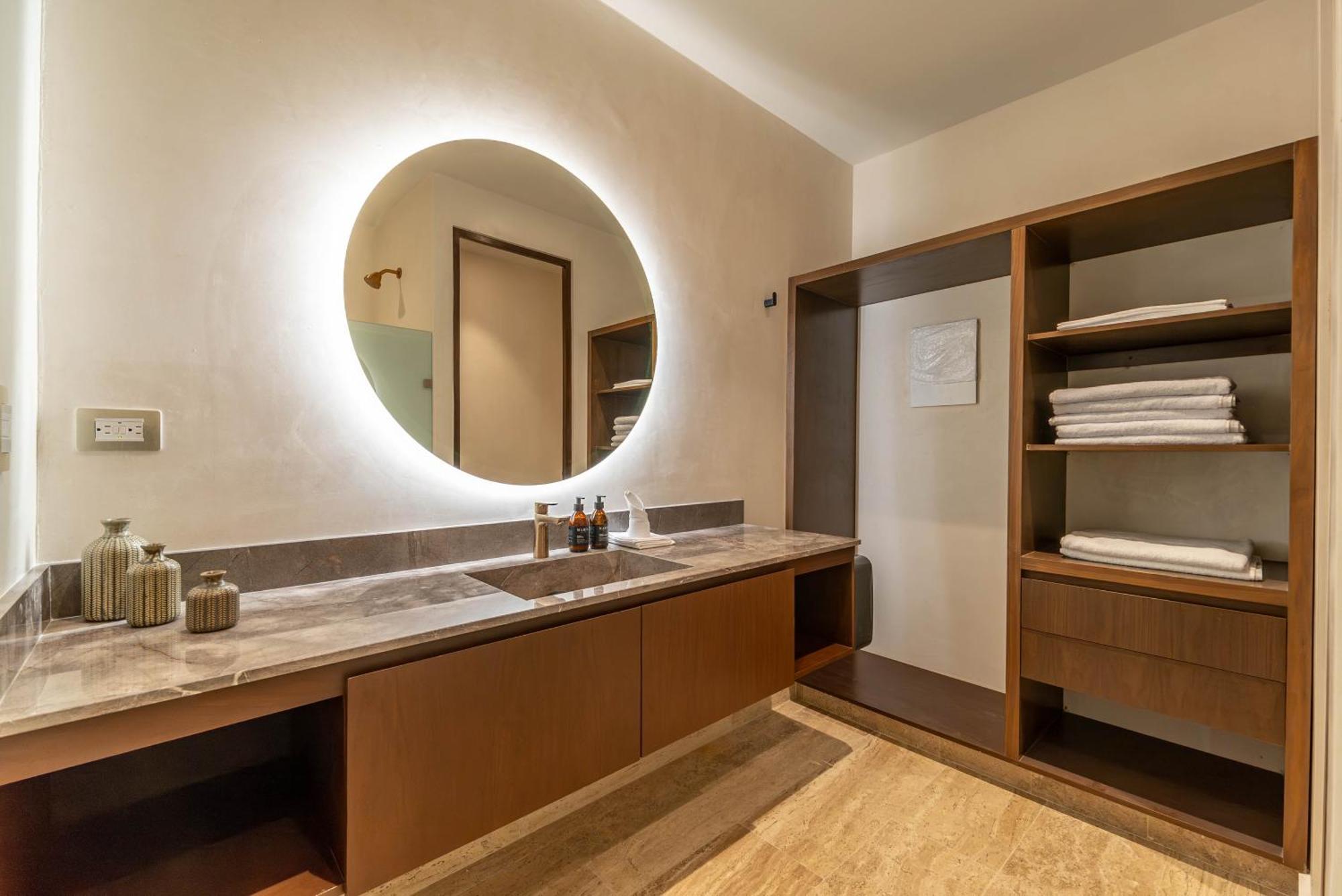 Lux 1br With Rooftop Pool, Spa, Gym, Kids Playroom Casa de férias Tulum