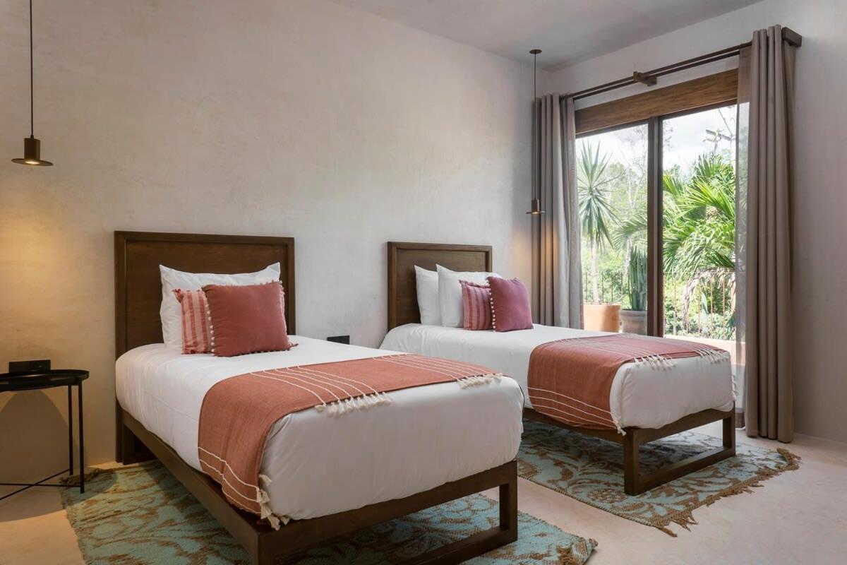 Chic 3brgated Community, Rooftop, Private Pool *
