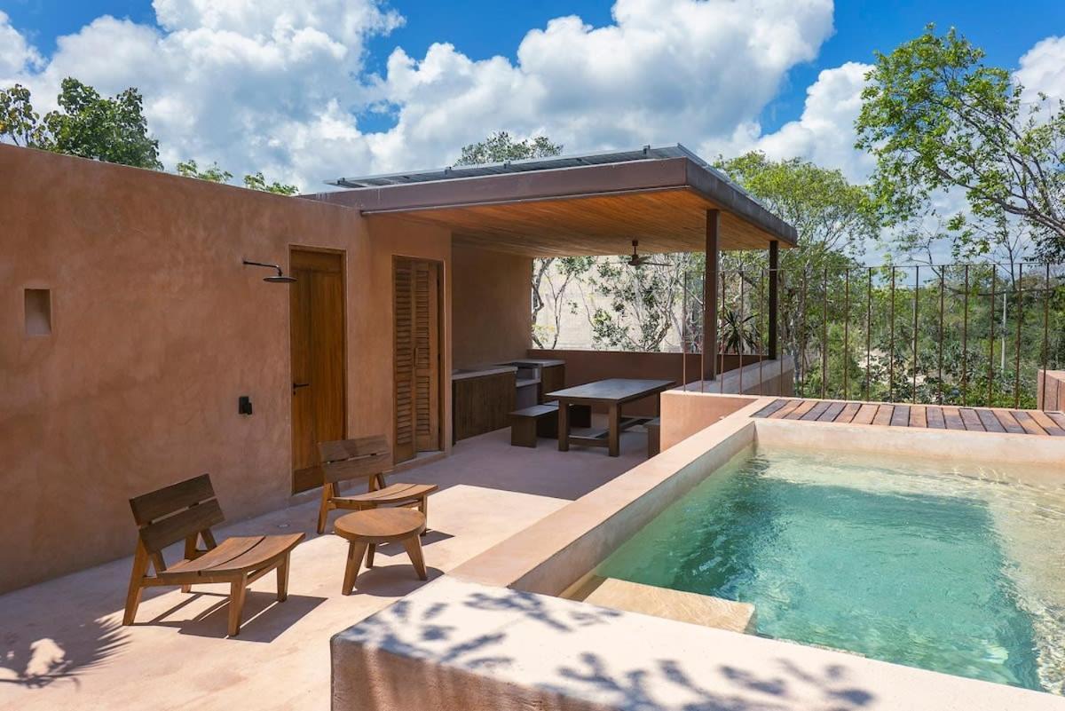 Holiday home Chic 3brgated Community, Rooftop, Private Pool *