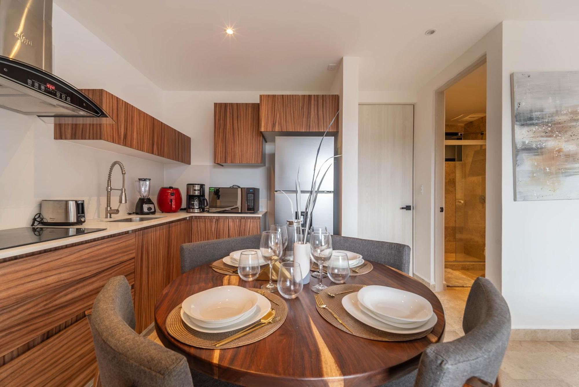 King With Balcony, Gym, Rooftop Pool Tulum