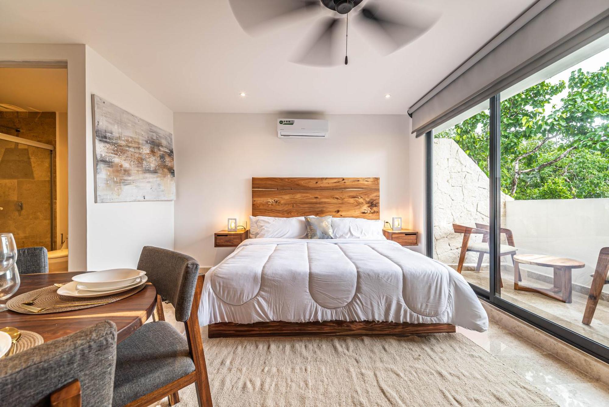 King With Balcony, Gym, Rooftop Pool * Tulum