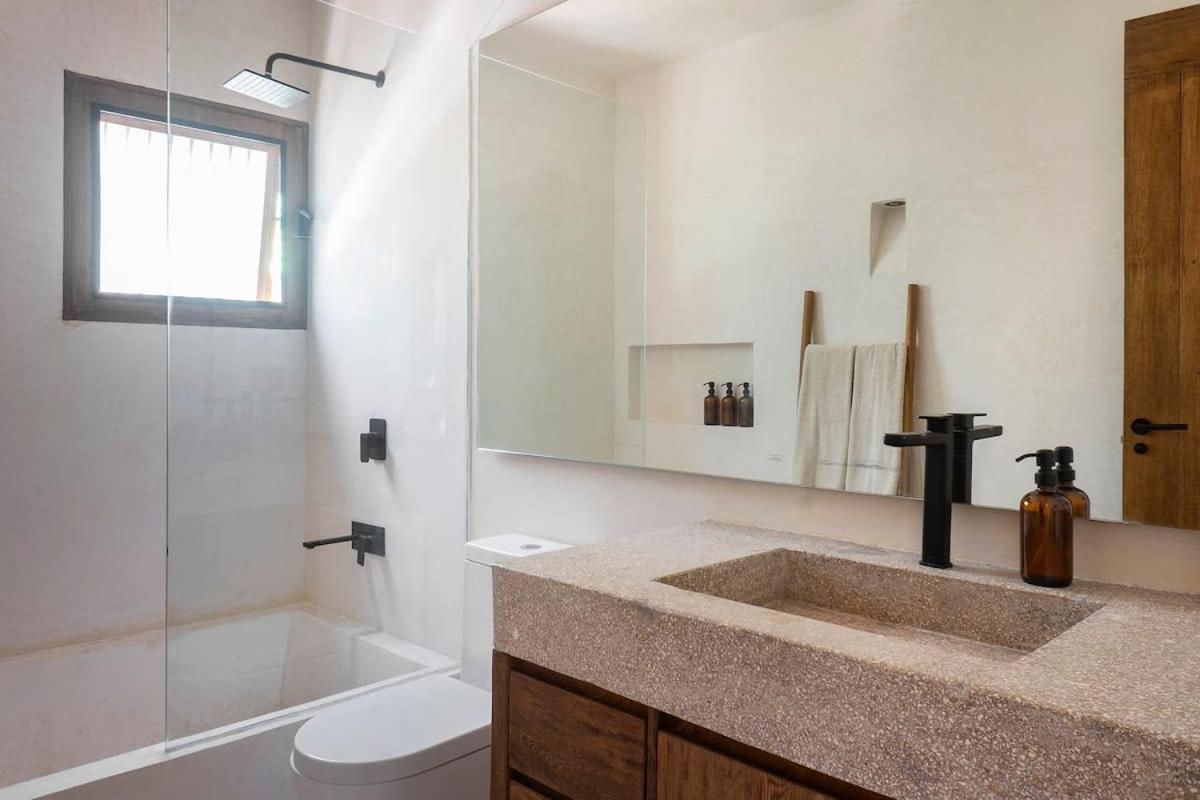 Woody, Boho 3br, Gated Community, Rooftop Casa de férias *