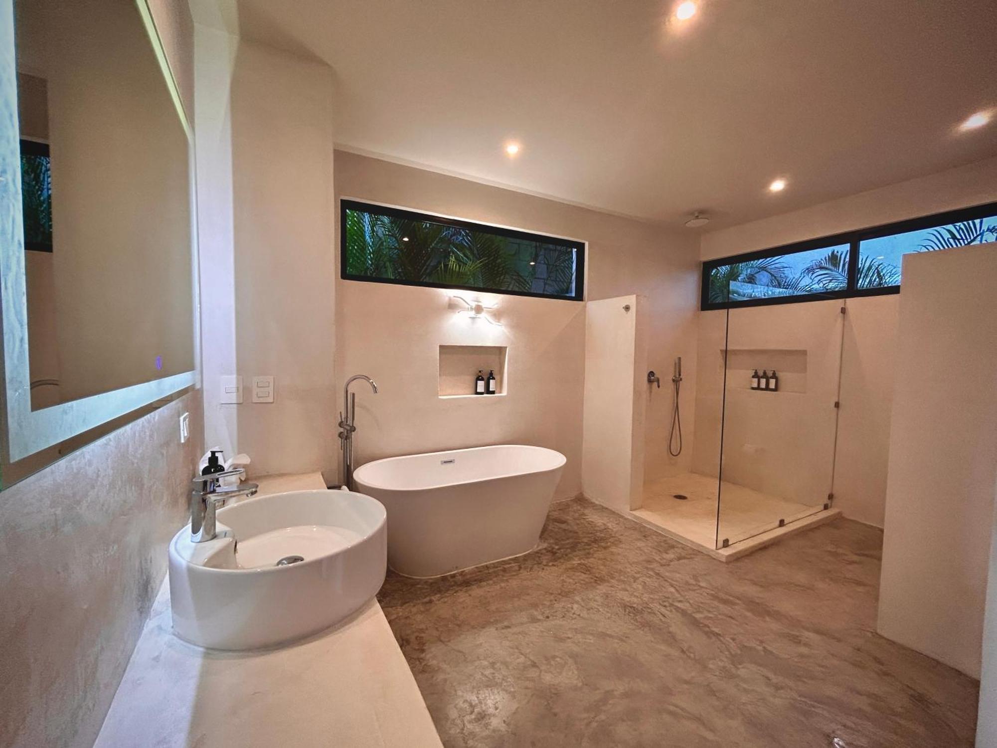Villa Stunning In The Heart Of La Veleta