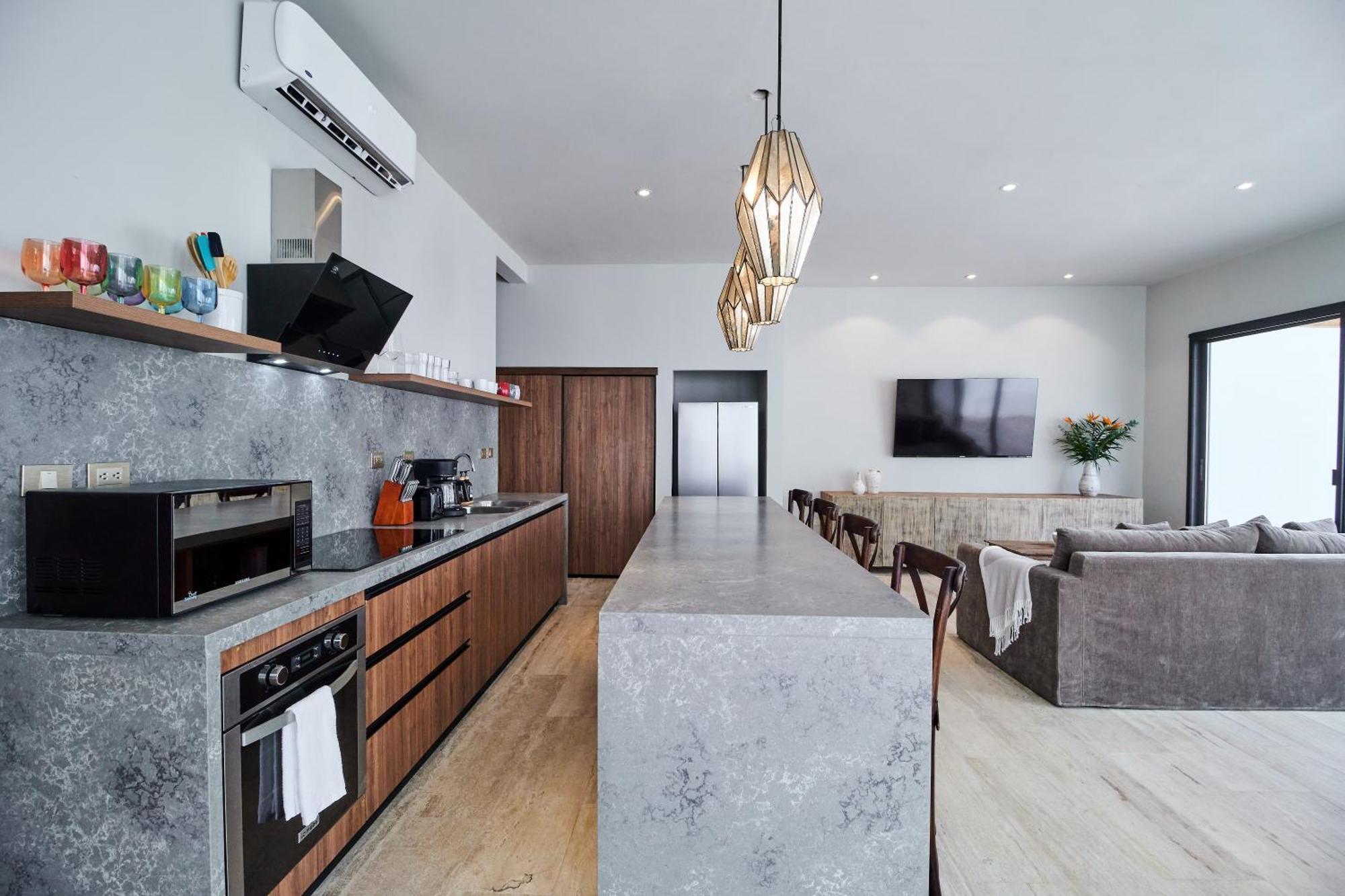 Luxury With Private Pools, Terrace & Rooftop Terrace