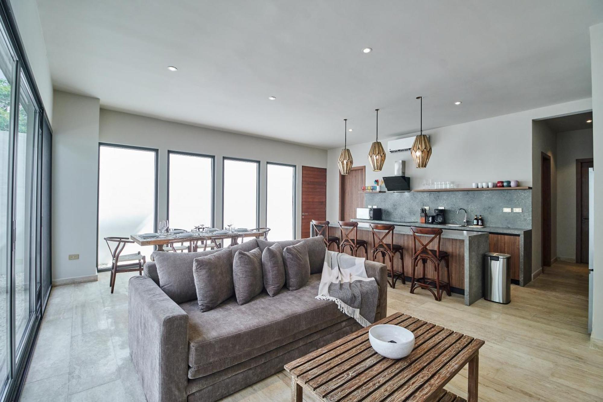Villa Luxury With Private Pools, Terrace & Rooftop Terrace *