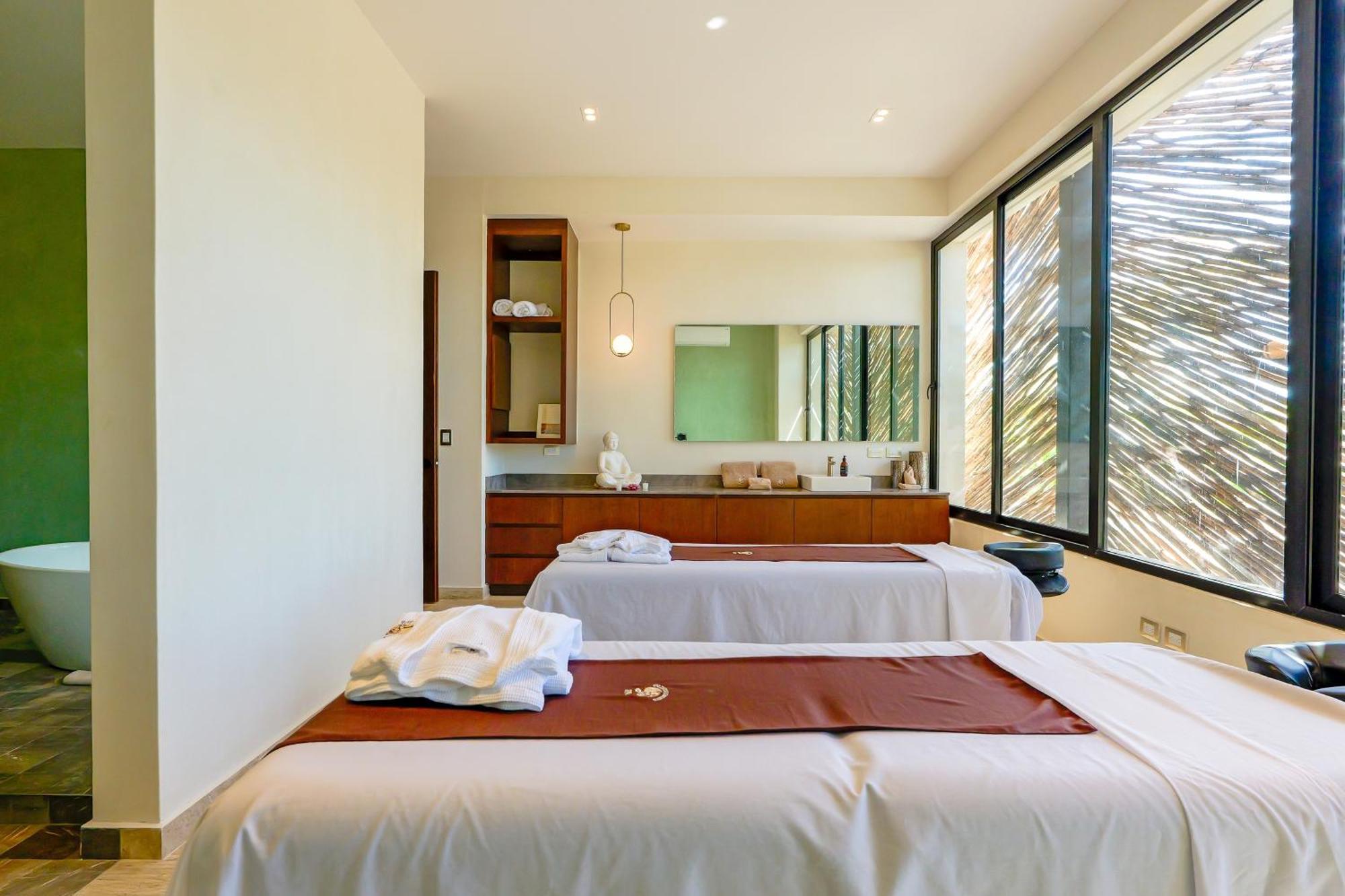 Sapphire Nest Apartment