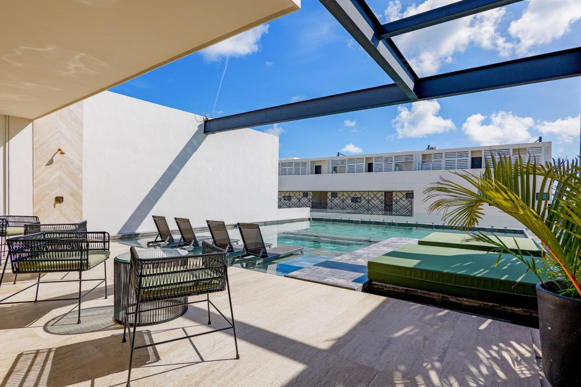 Sapphire Nest Apartment