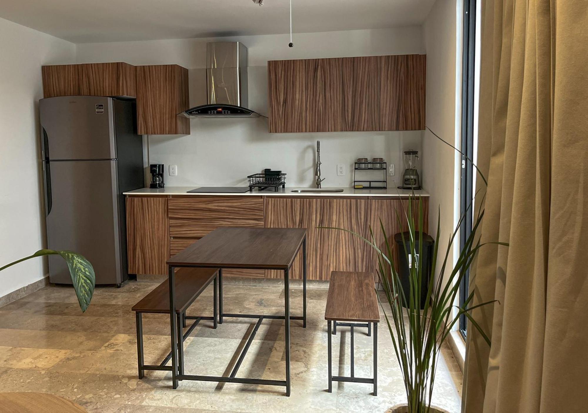 Elegant With Private Bathroom In Luxury Penthouse *
