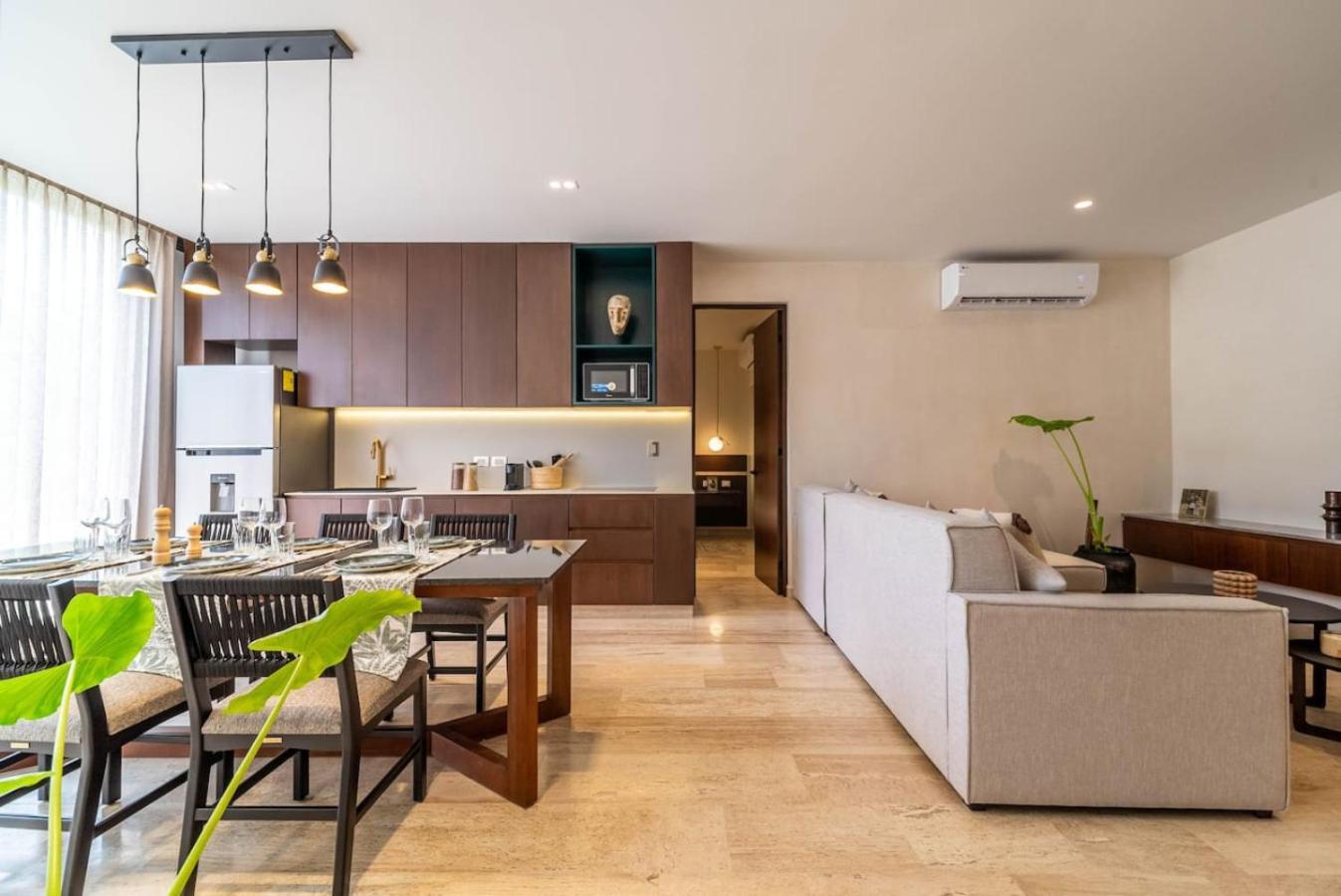 Holiday home 3br Penthouse With Private Plunge Pool *