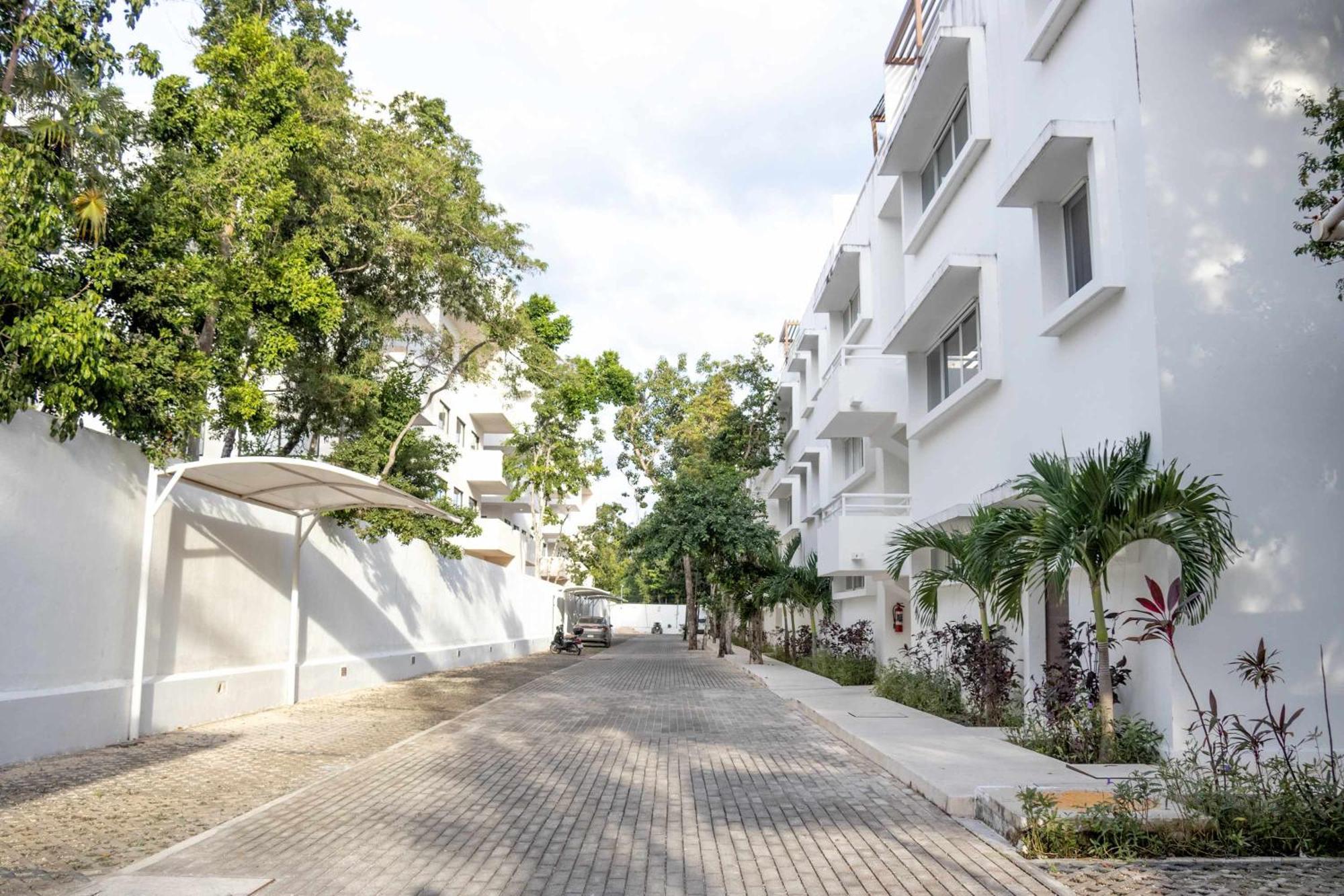 Modern With 2 Bdr Gym & Pool Apartamento