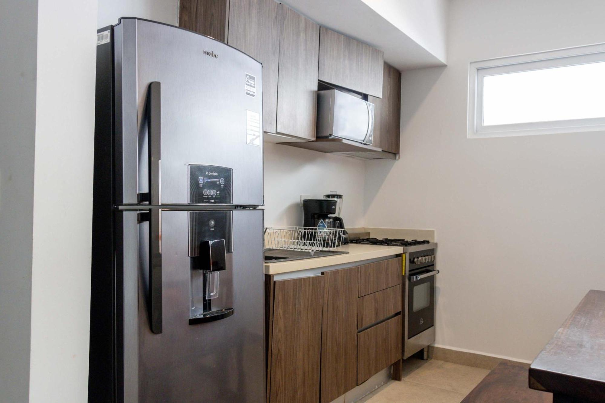 Apartamento Modern With 2 Bdr Gym & Pool *