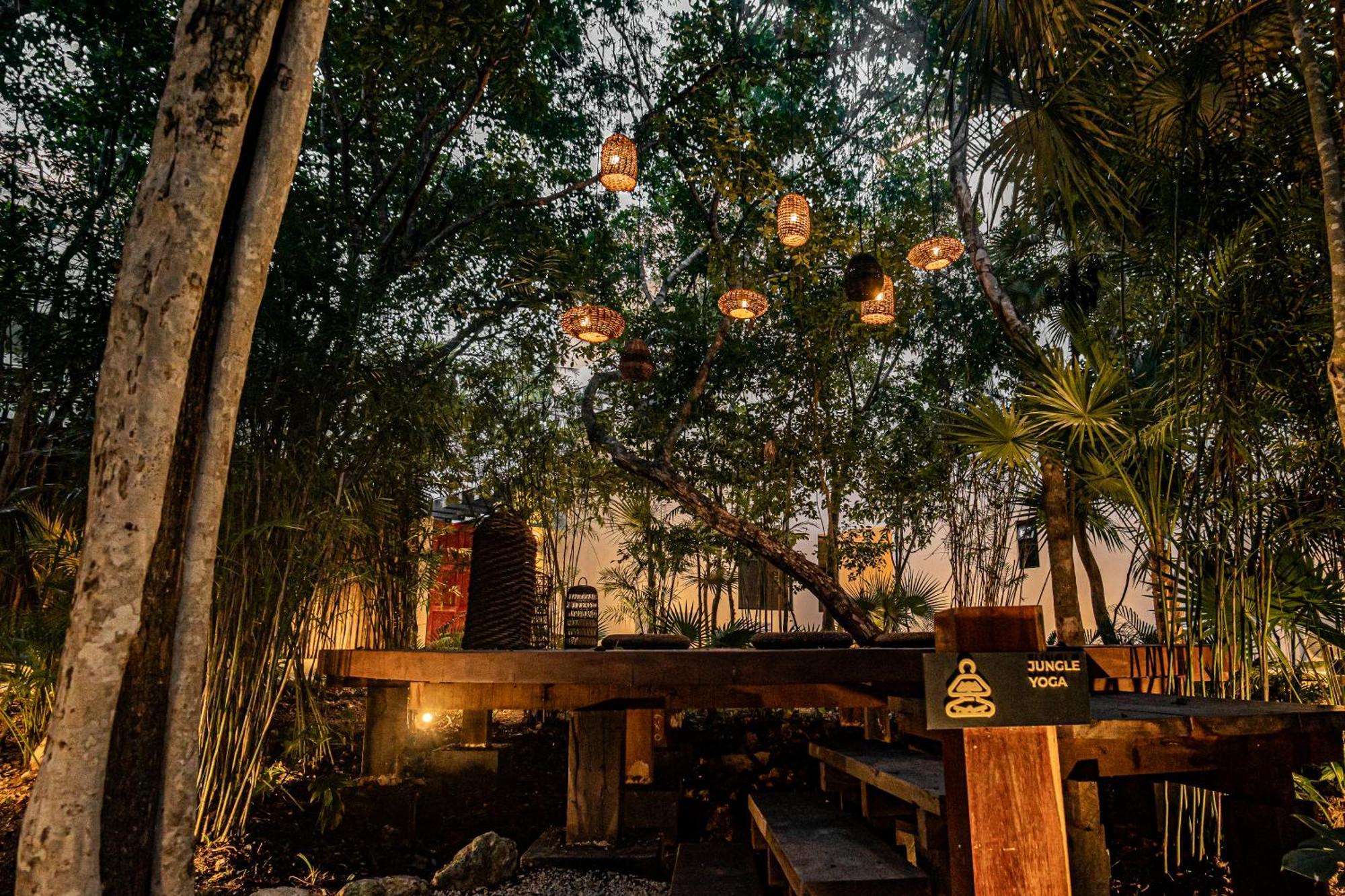 Downtown Delight -roof With Pool & Bbq & Jungle Gym Apartamento