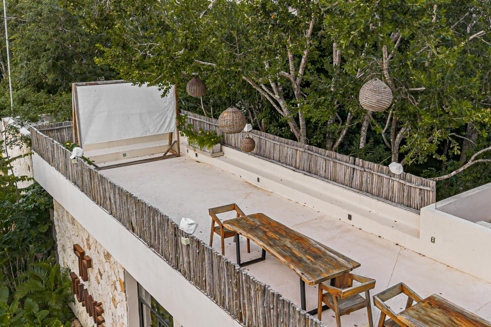 Downtown Delight -roof With Pool & Bbq & Jungle Gym Apartamento